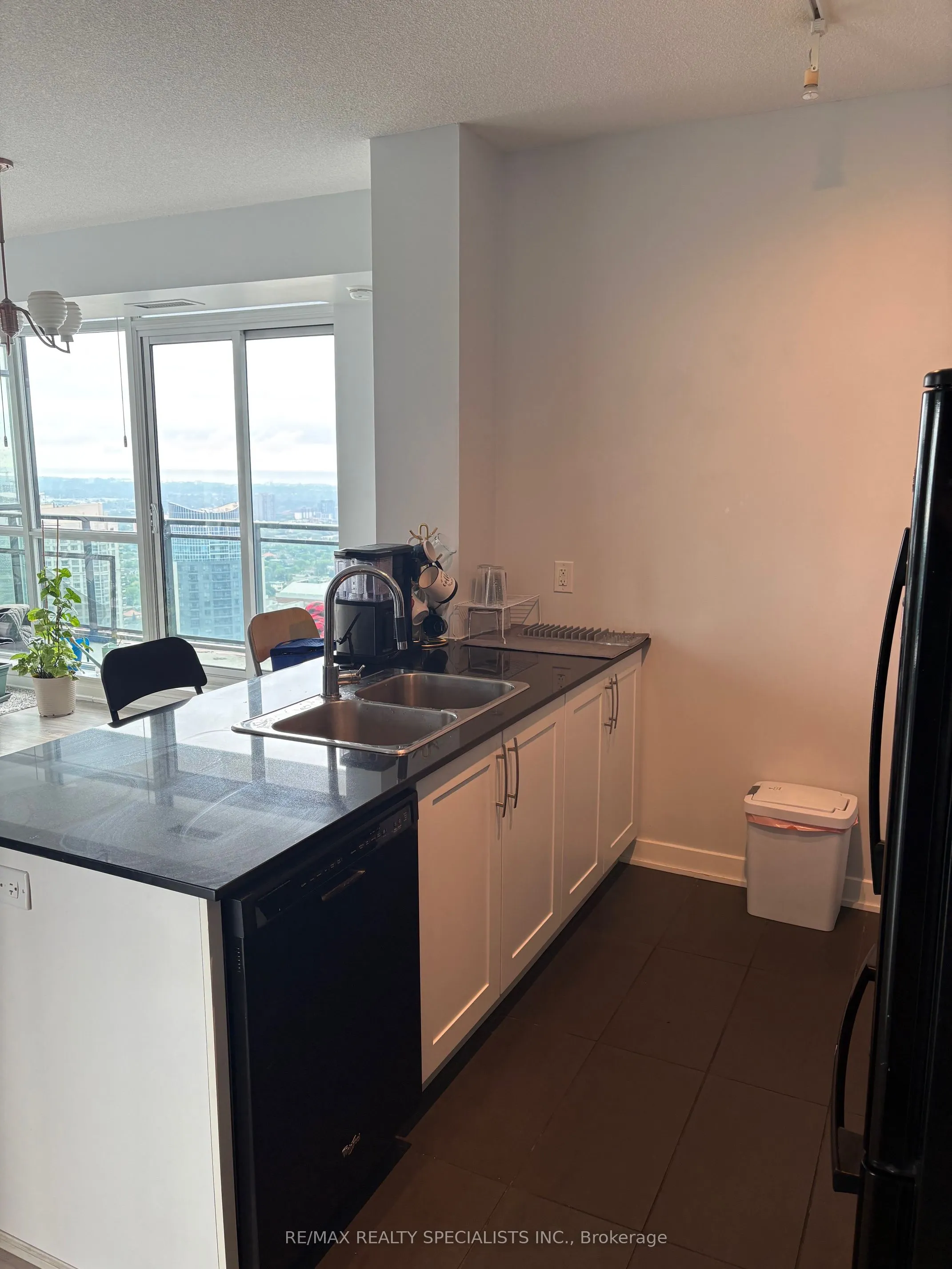 4070 Confederation Parkway, #3902