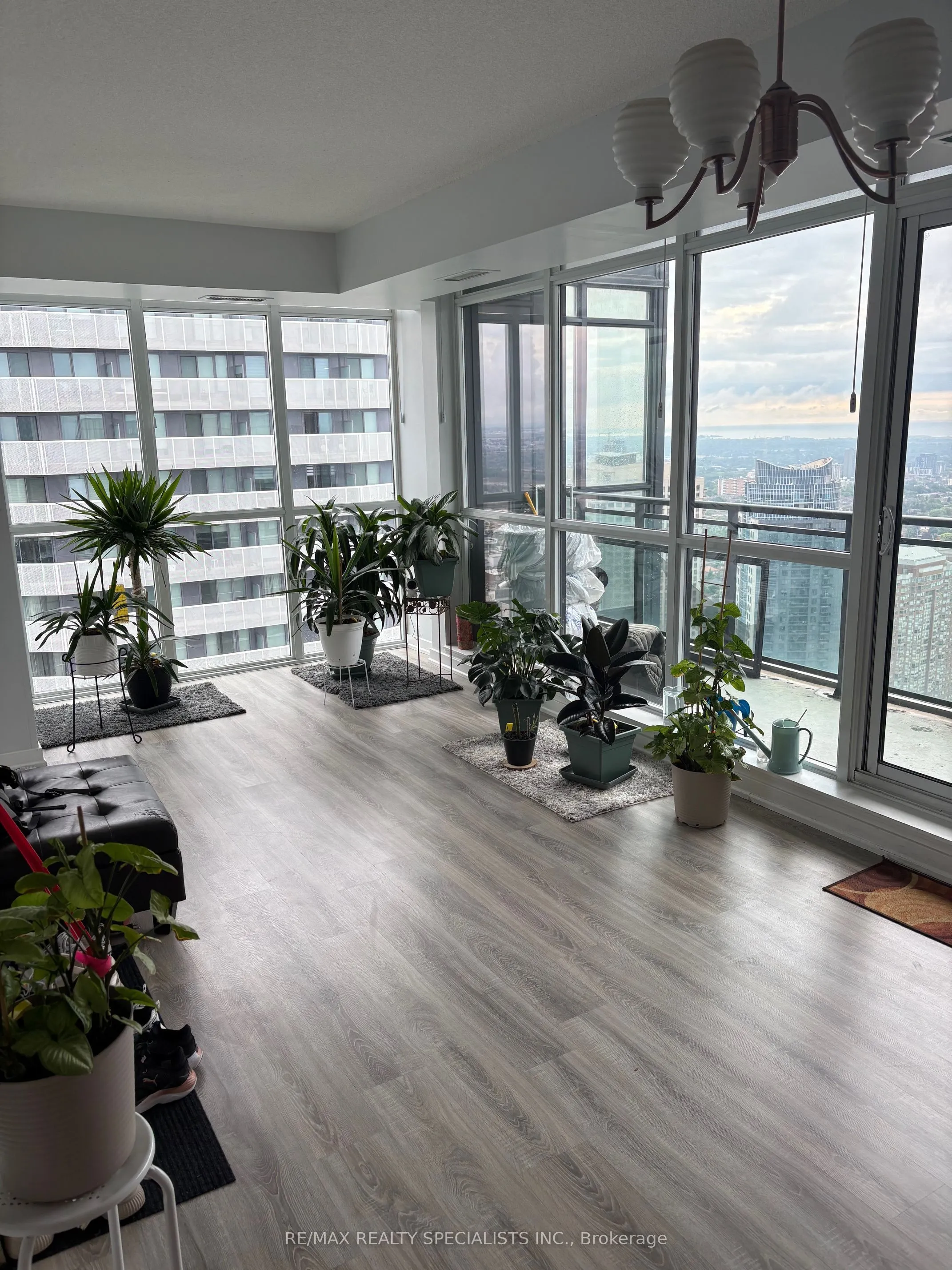4070 Confederation Parkway, #3902