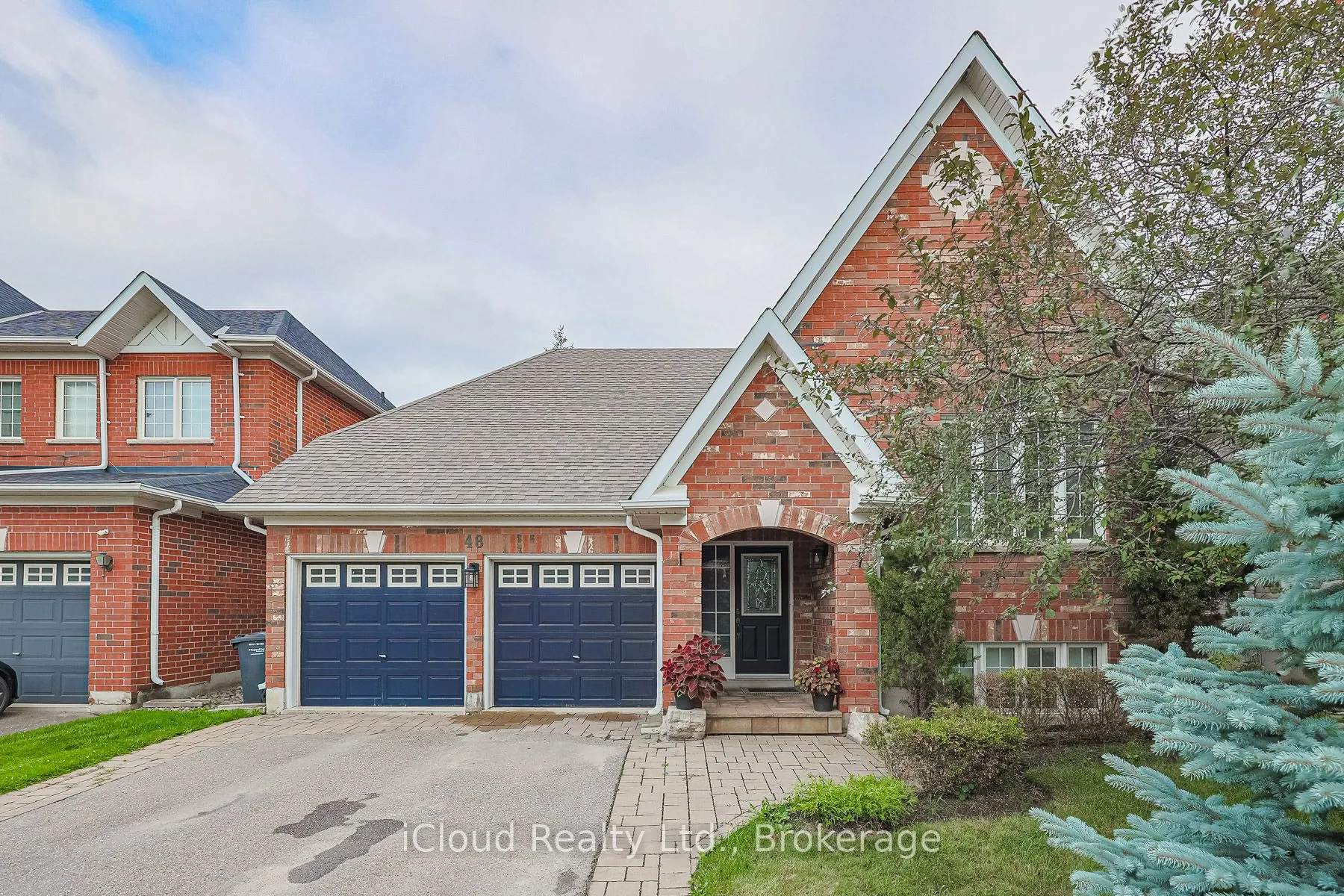 48 Donwoods Court