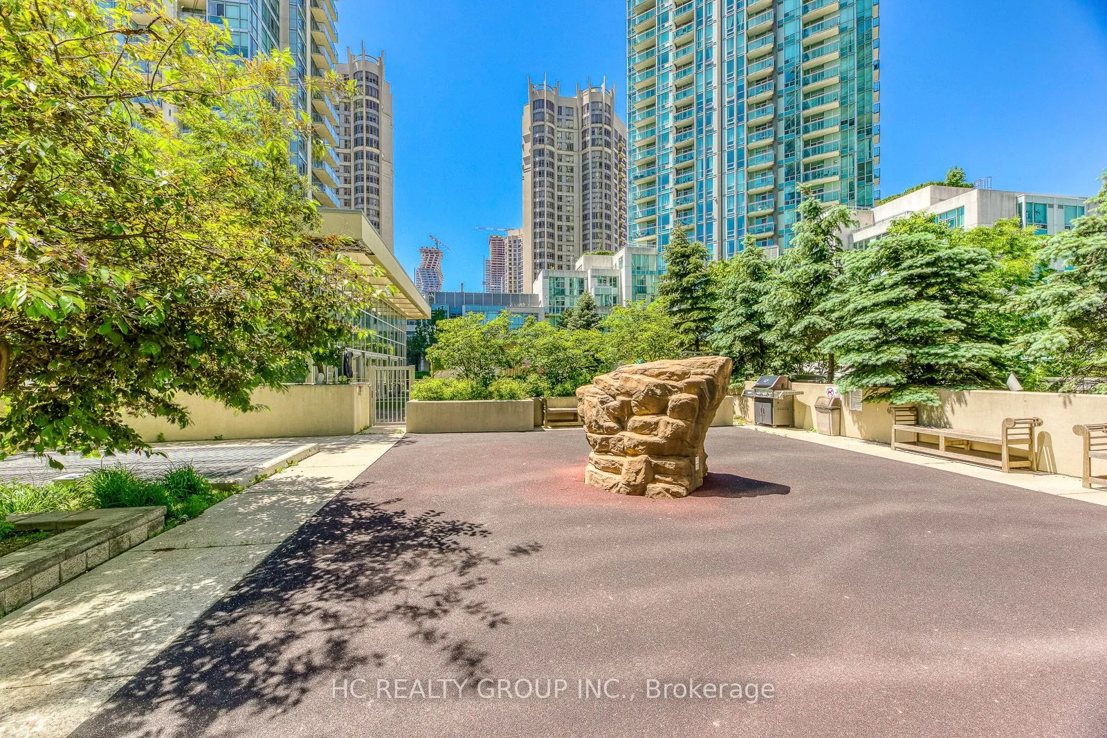 223 Webb Drive, #1804