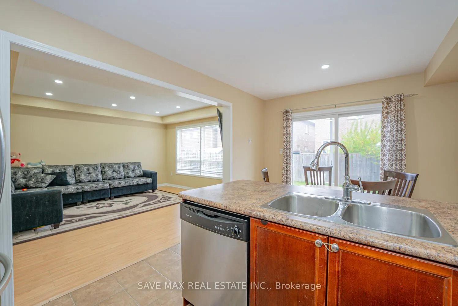 114 Decker Hollow Circle