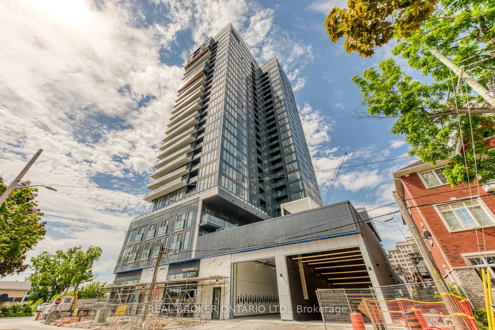 370 Martha Street, #303
