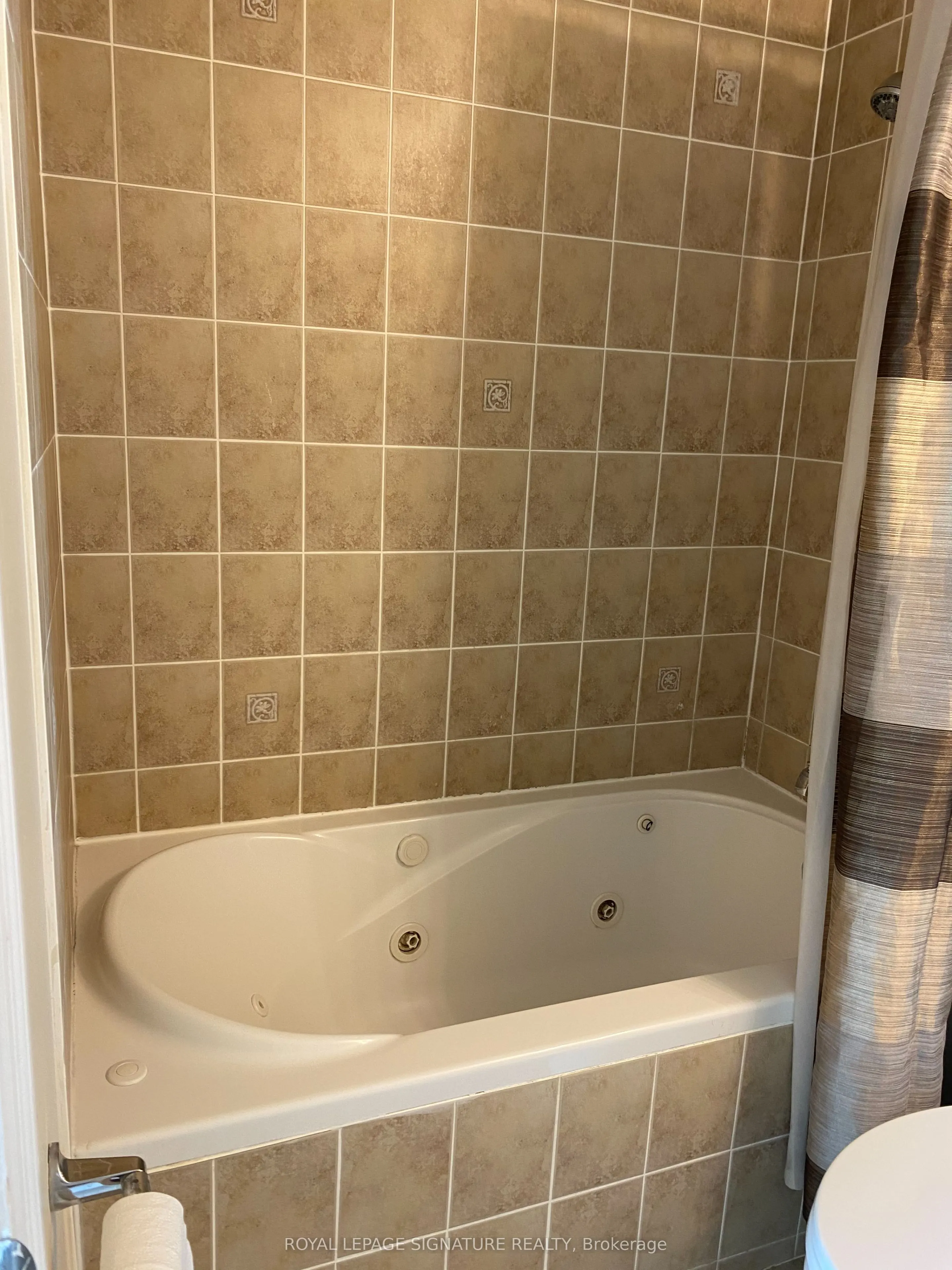3939 Duke Of York Boulevard, #2607
