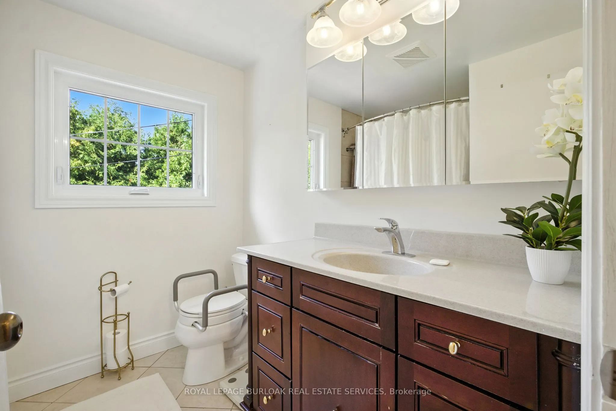 4042 Melba Lane