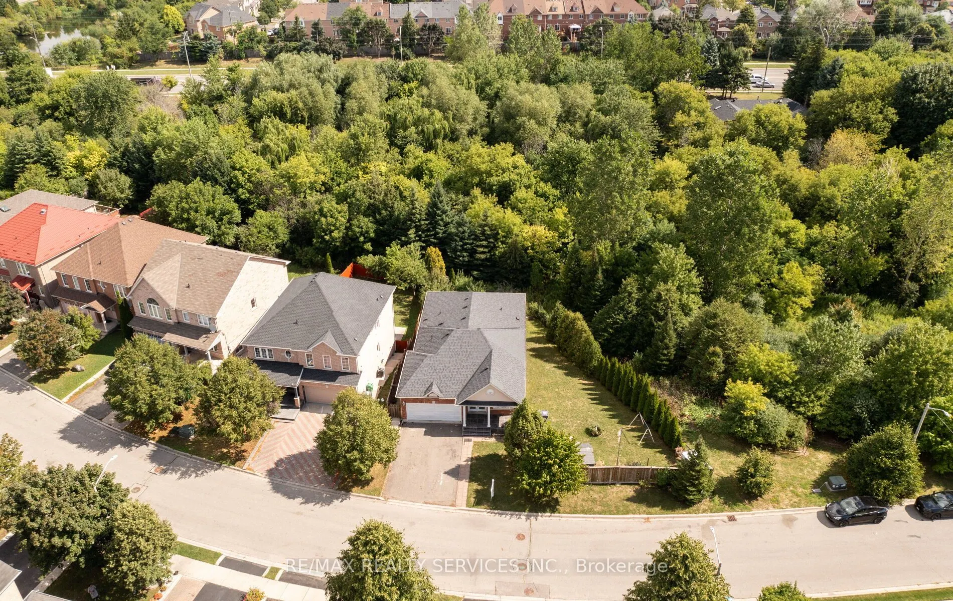 47 Echoridge Drive