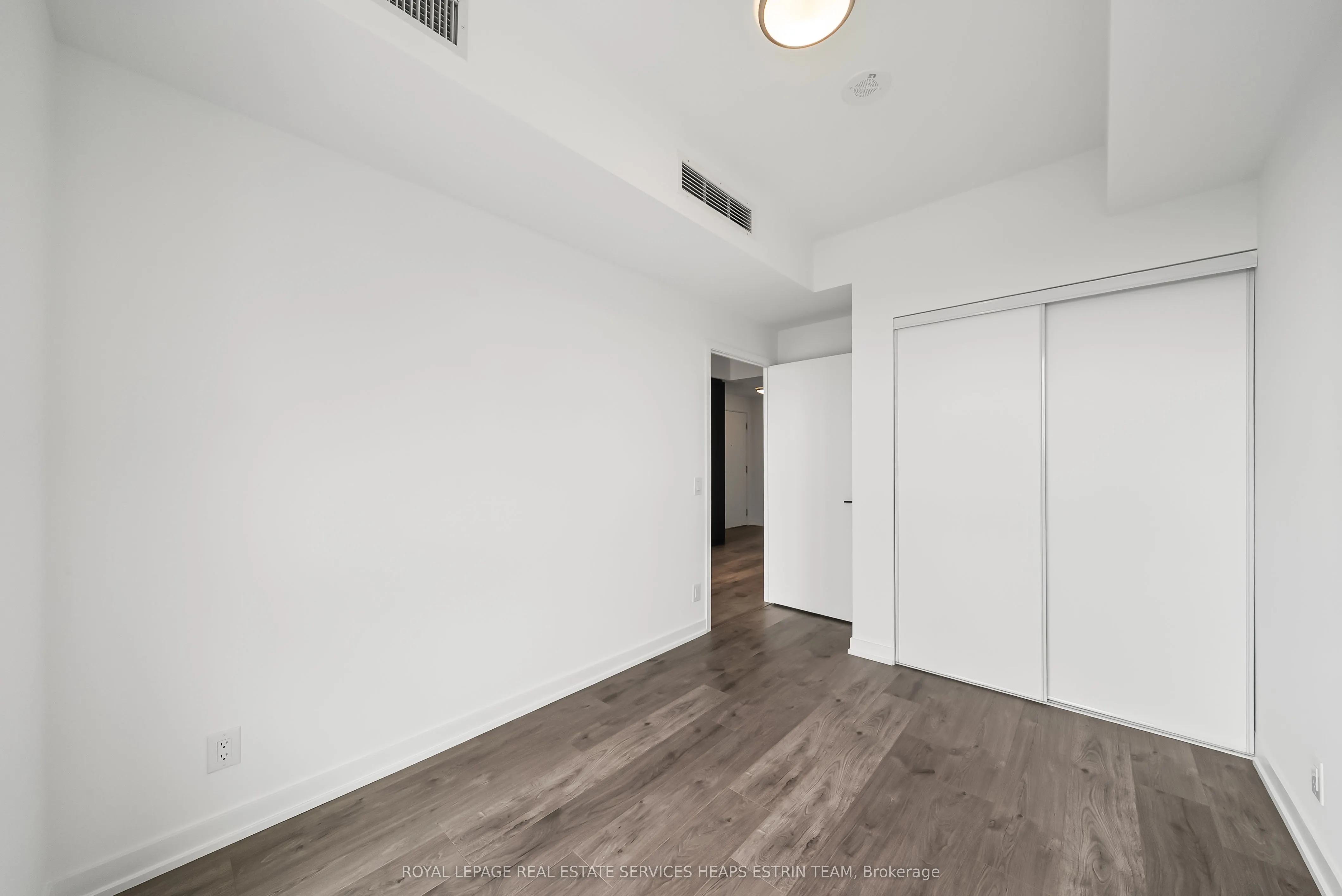 1182 king Street West Street, #1023
