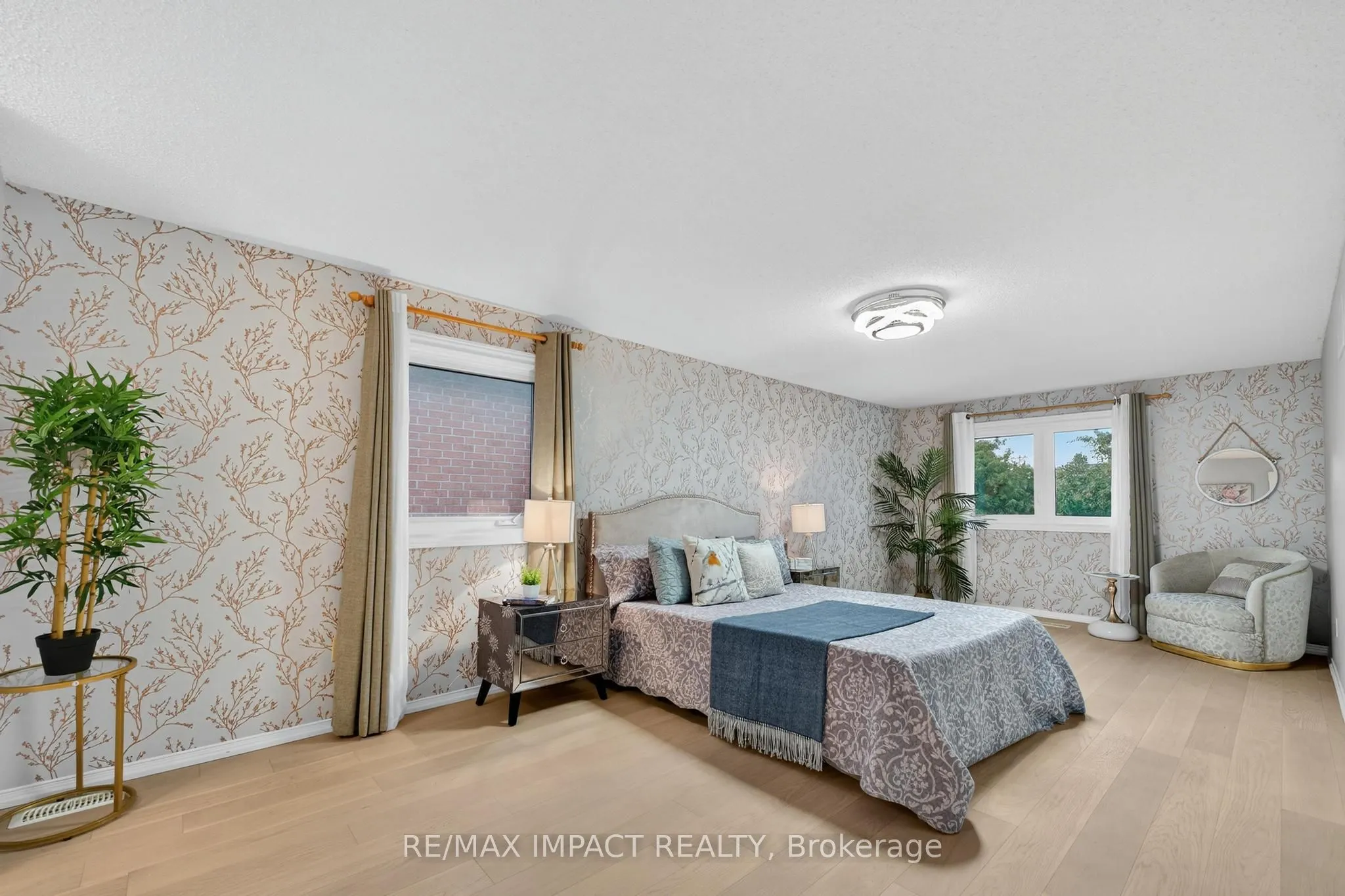 4086 Rossland Crescent
