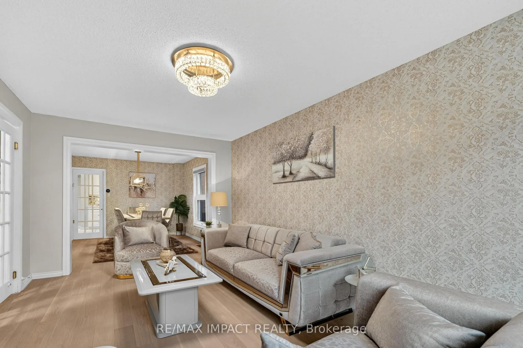 4086 Rossland Crescent
