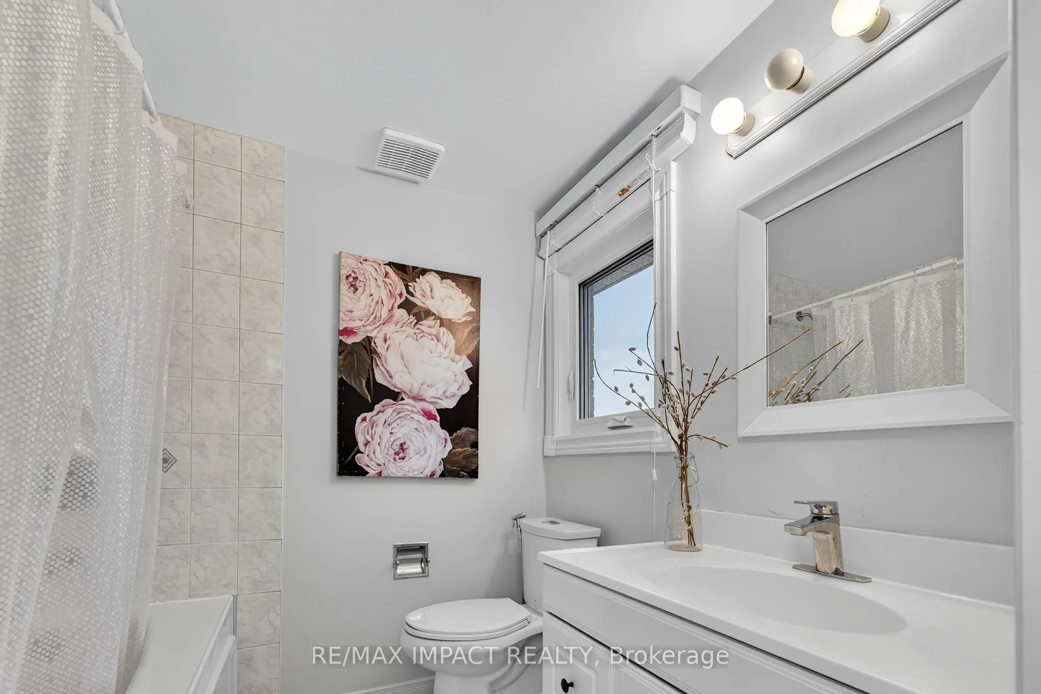 4086 Rossland Crescent
