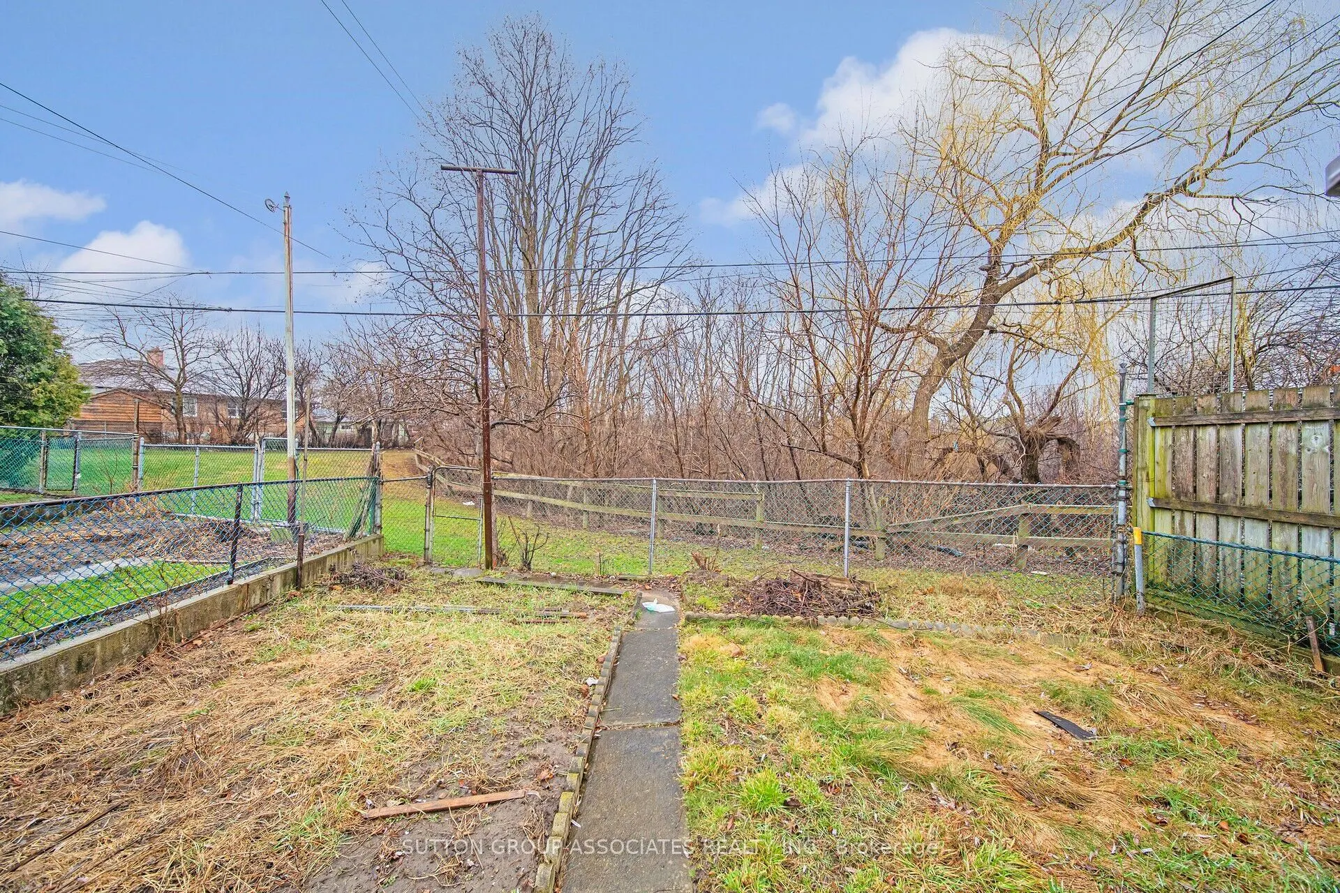 139 Giltspur Drive