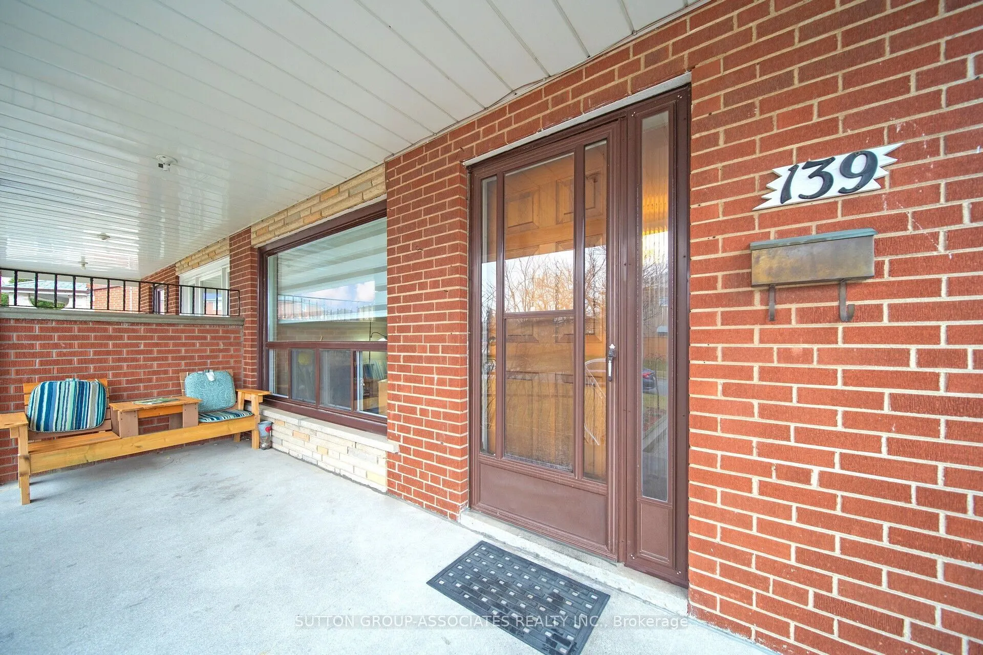 139 Giltspur Drive