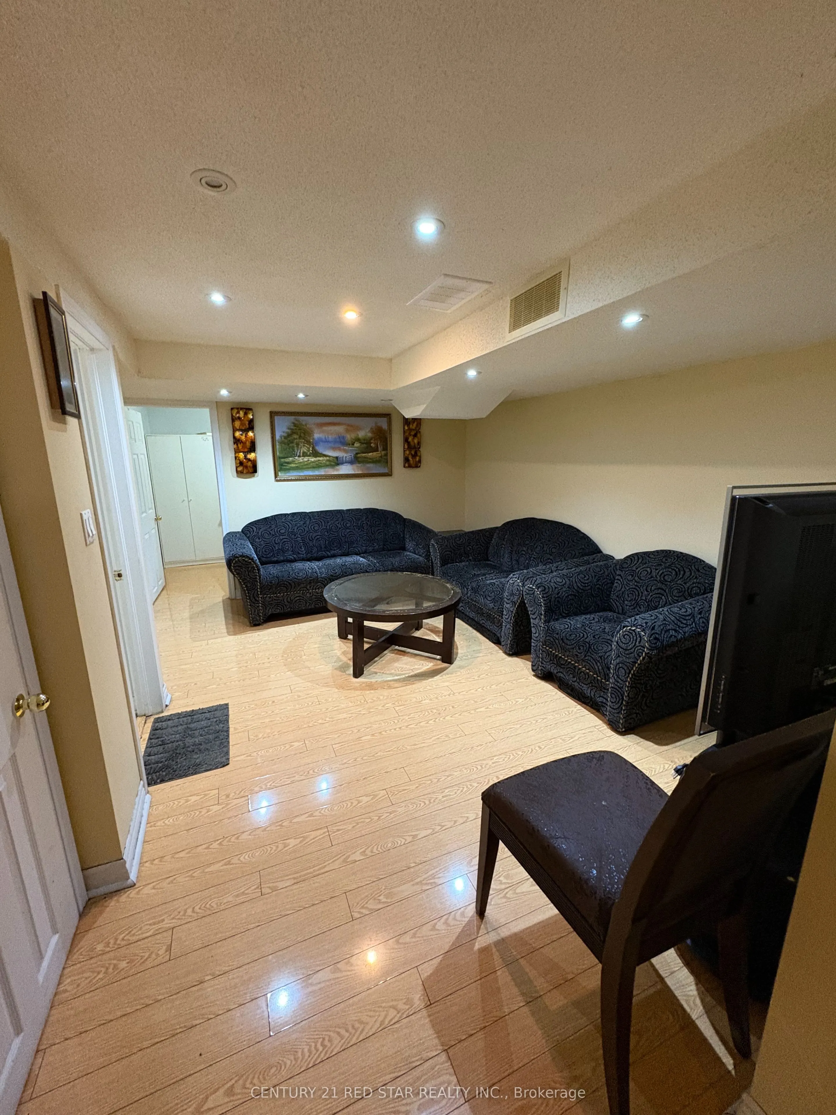 28 Junction Crescent