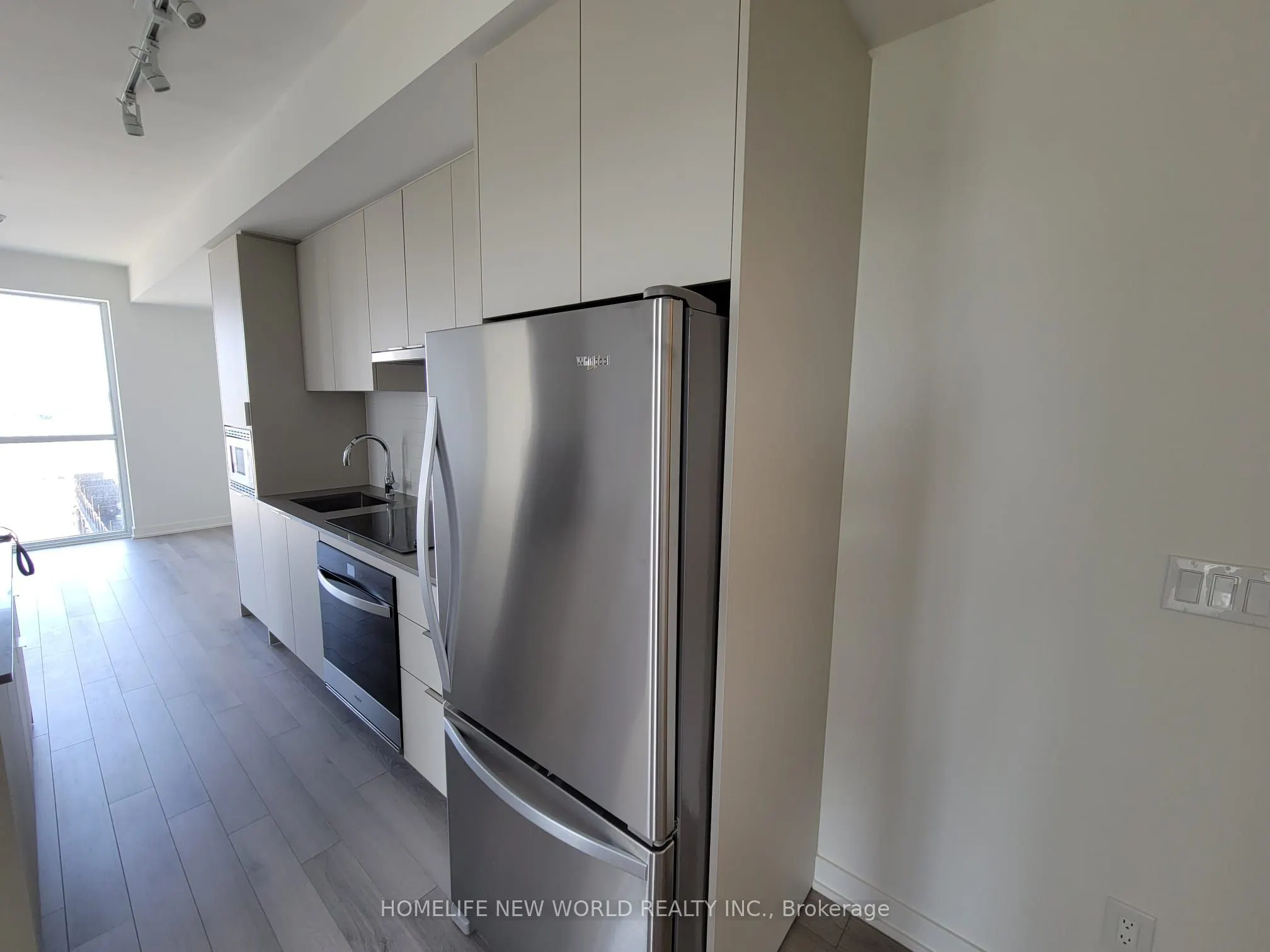 3079 Trafalgar Road, #408