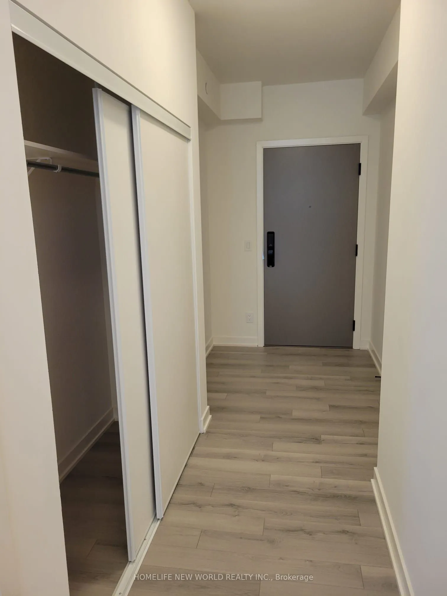3079 Trafalgar Road, #408