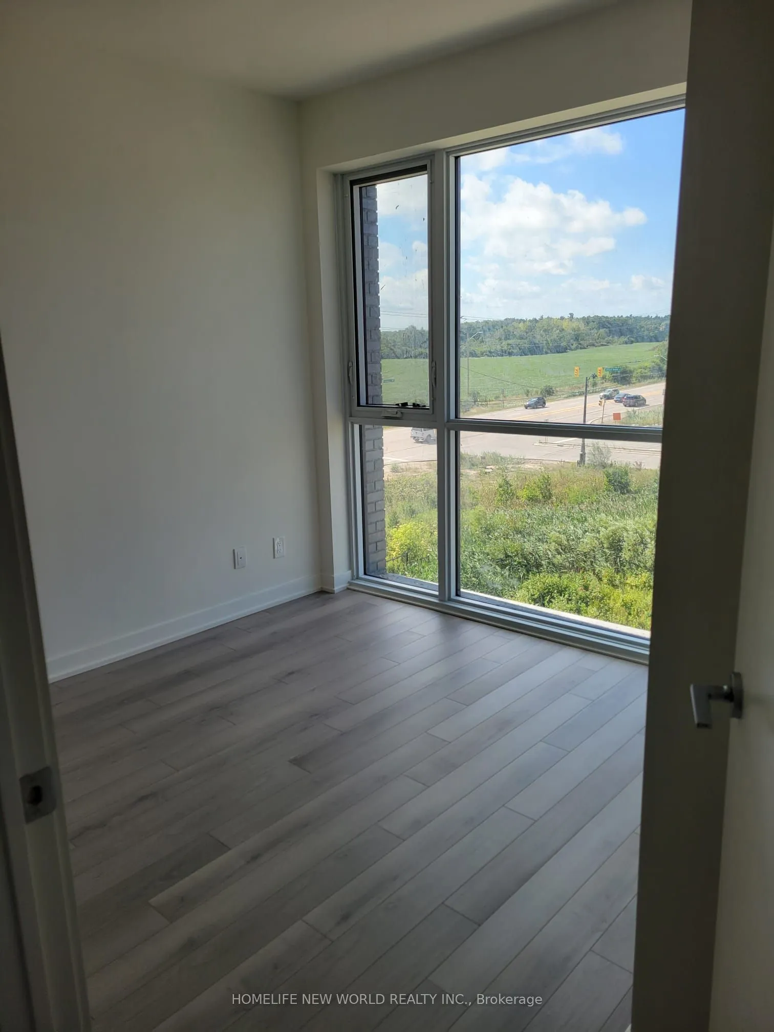 3079 Trafalgar Road, #408