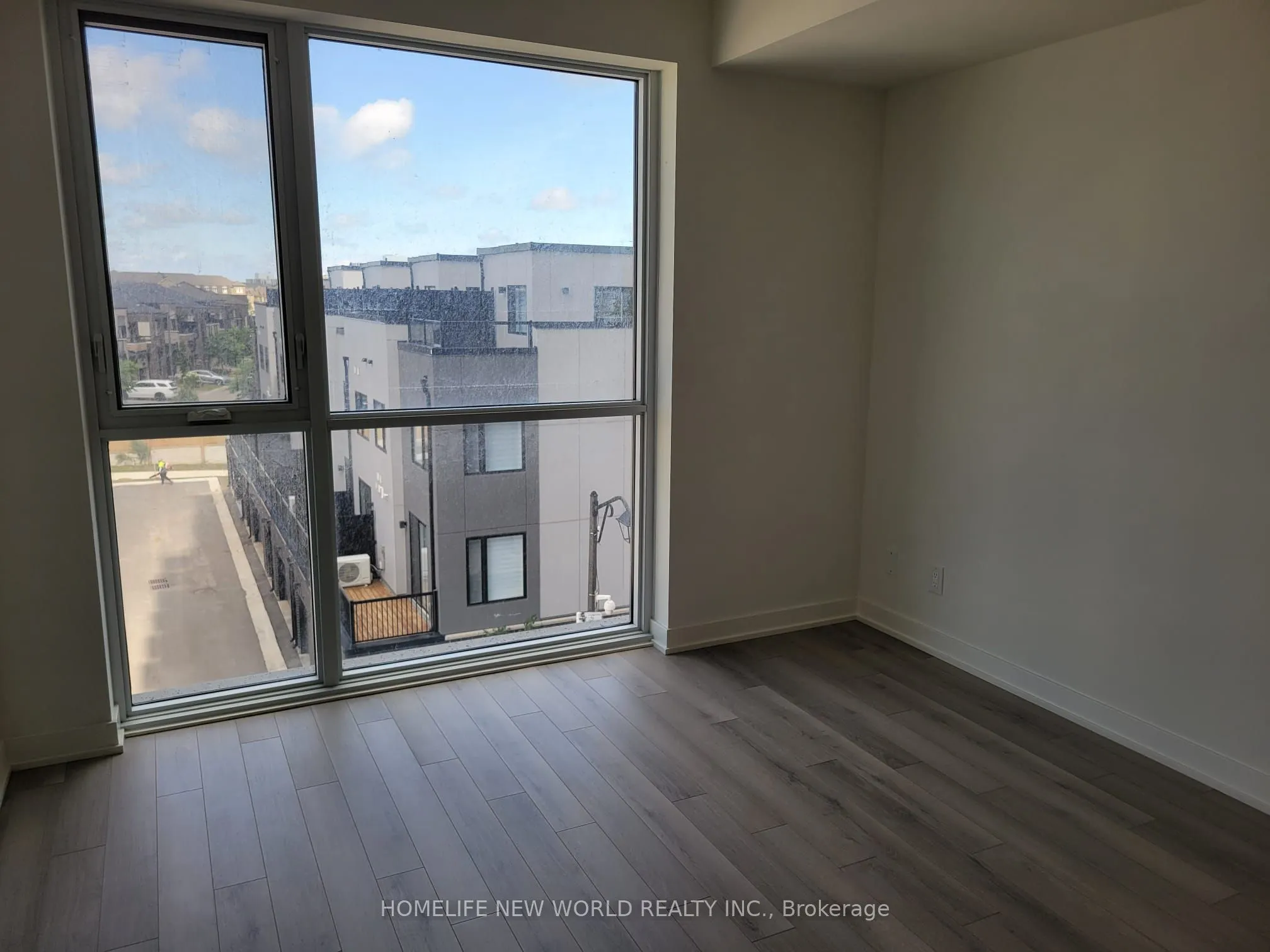 3079 Trafalgar Road, #408
