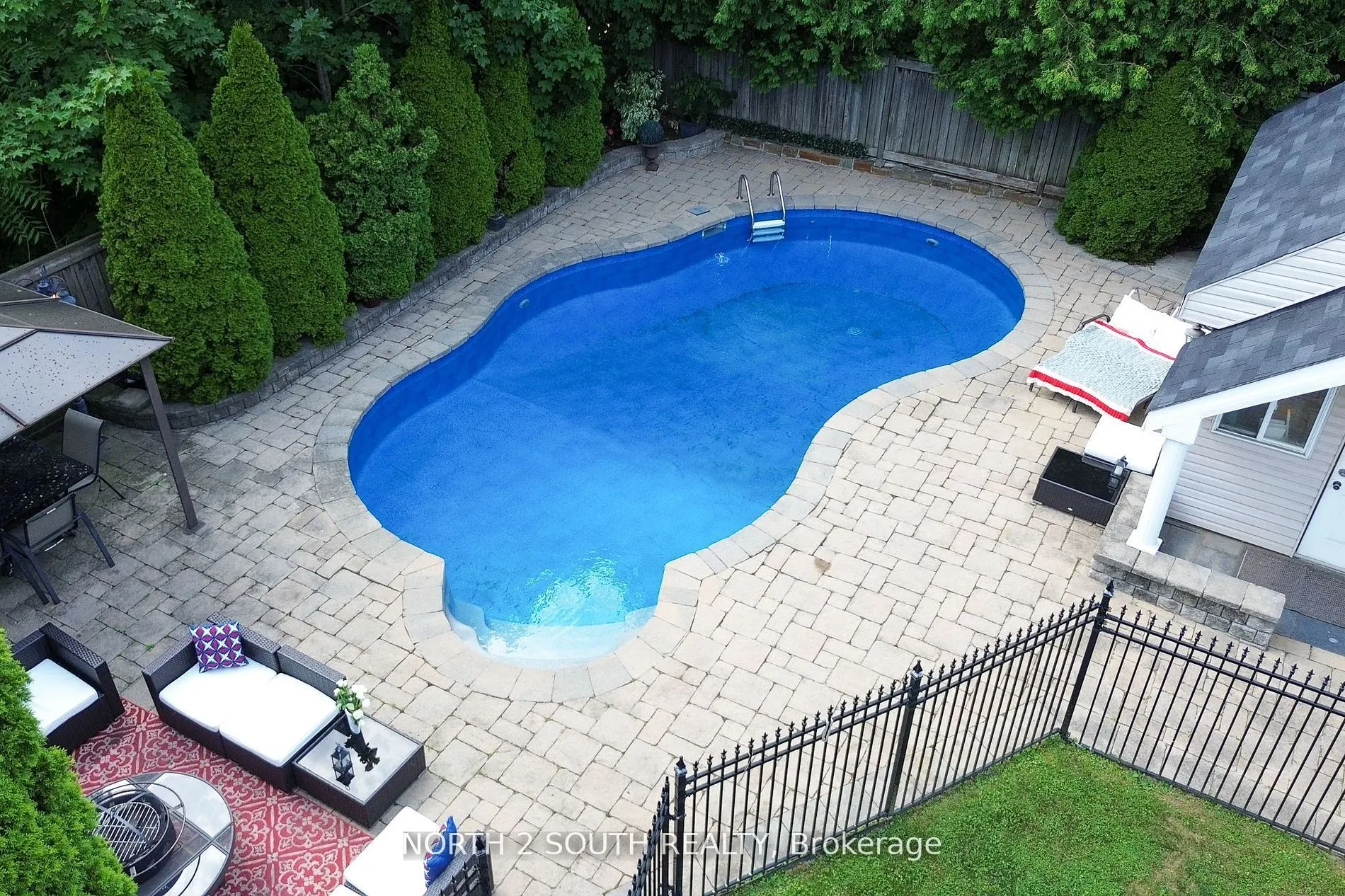 339 Burnhamthorpe Road