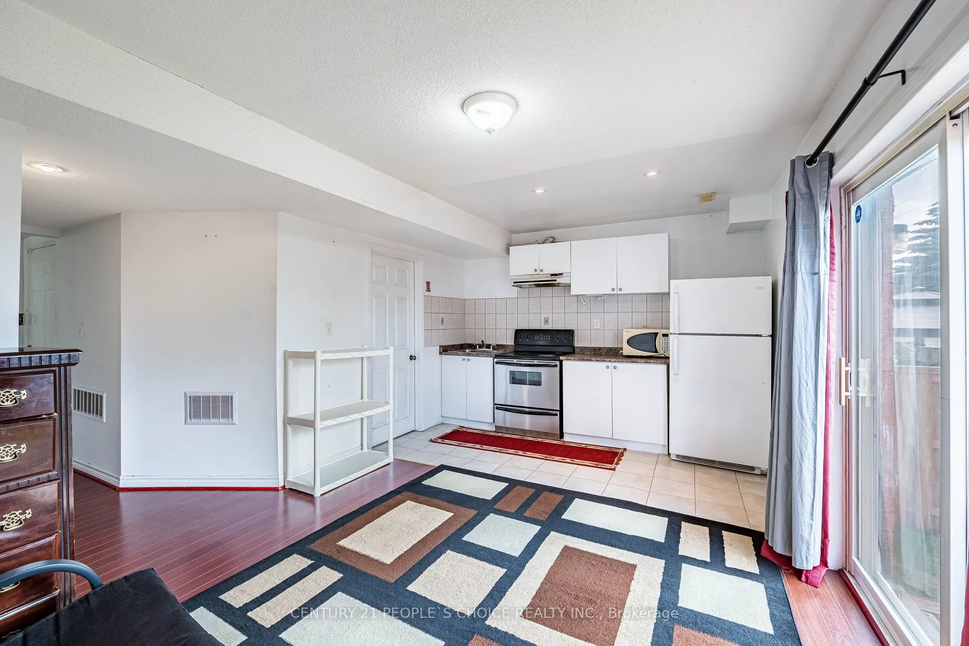 22 Domenico Crescent