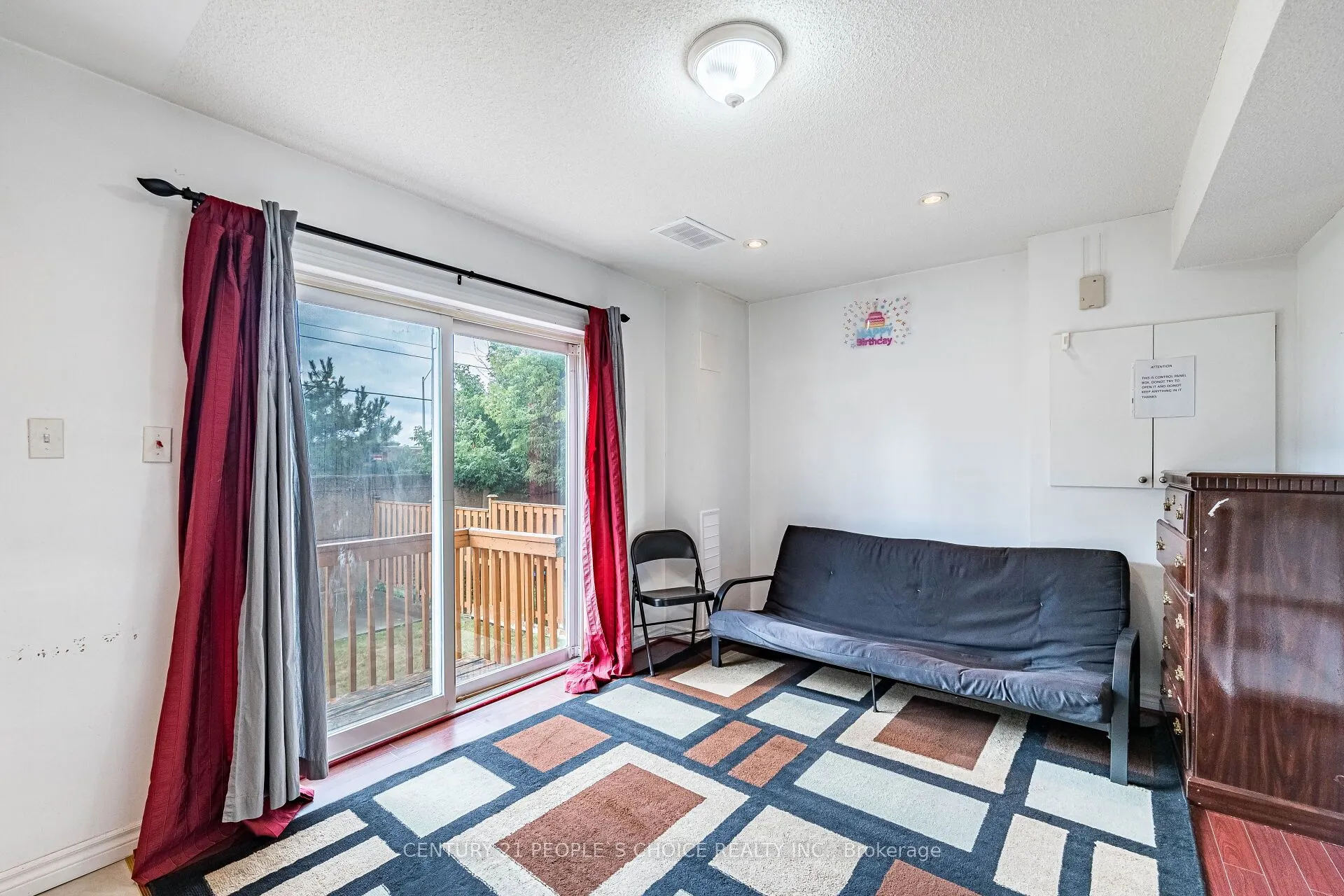 22 Domenico Crescent
