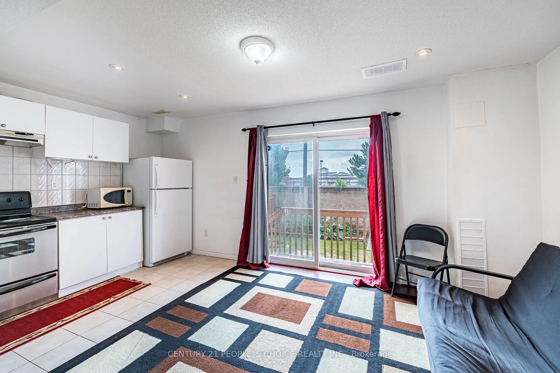 22 Domenico Crescent