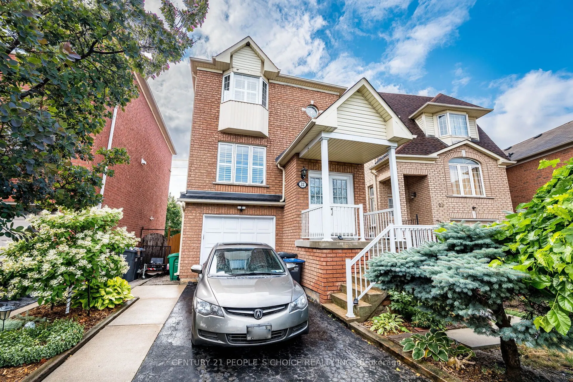 22 Domenico Crescent