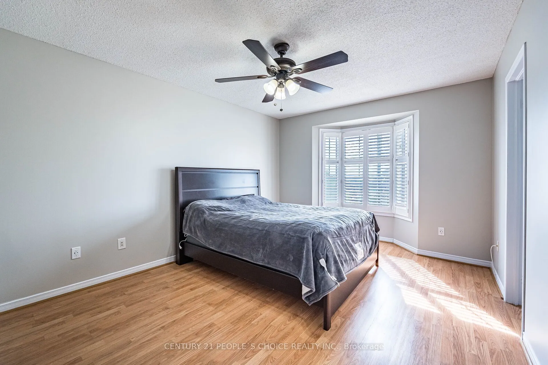 22 Domenico Crescent