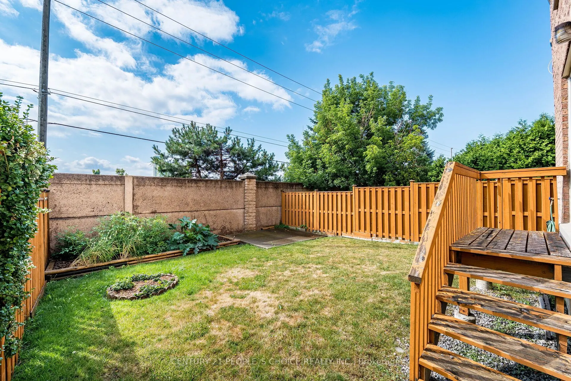 22 Domenico Crescent