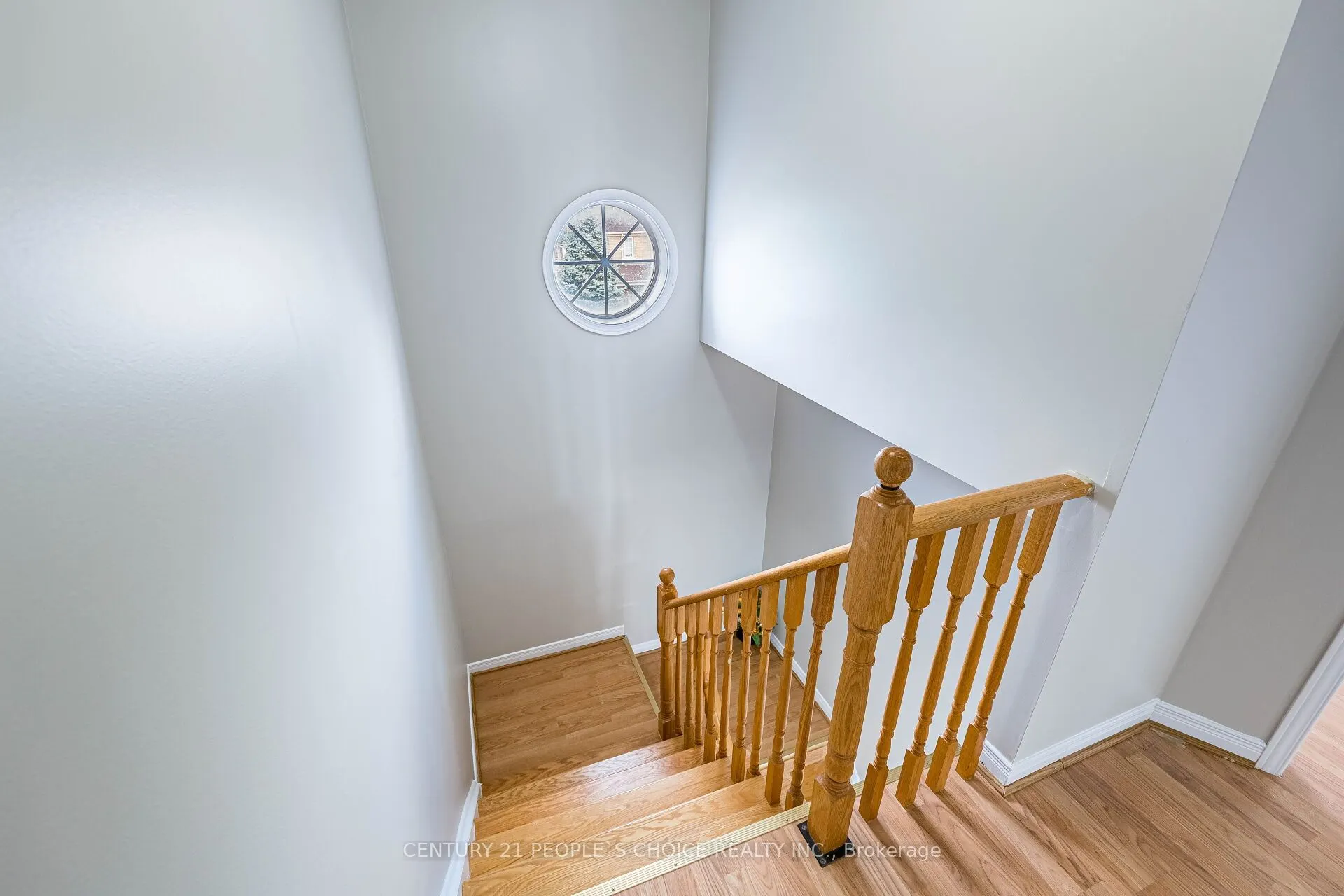 22 Domenico Crescent