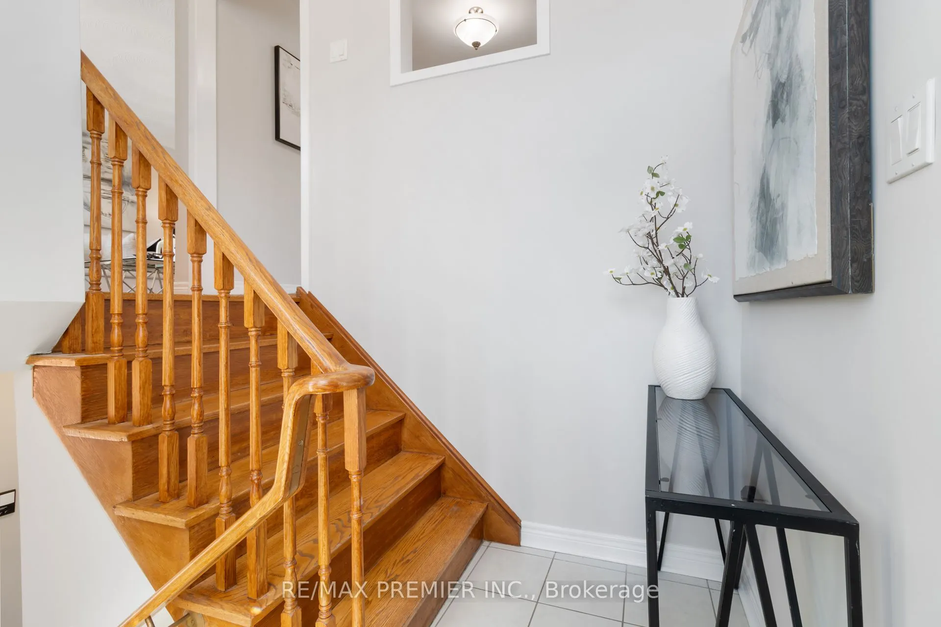9 Elana Drive