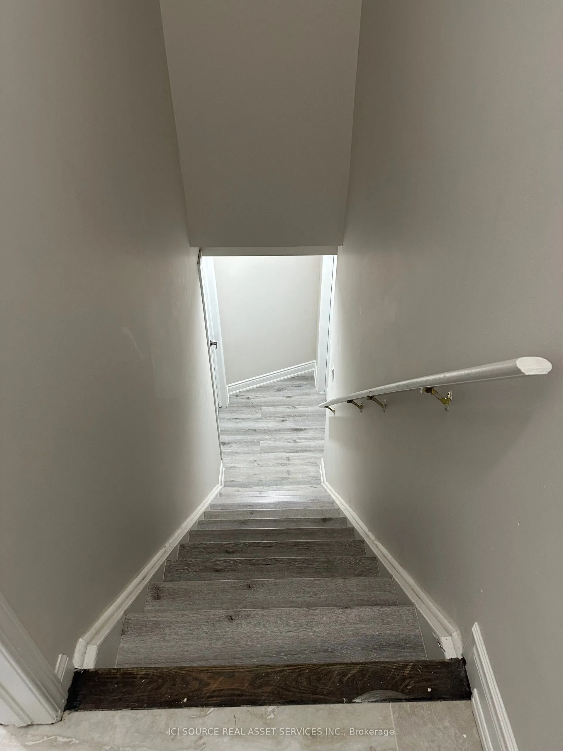 8 Nelly Court, #2