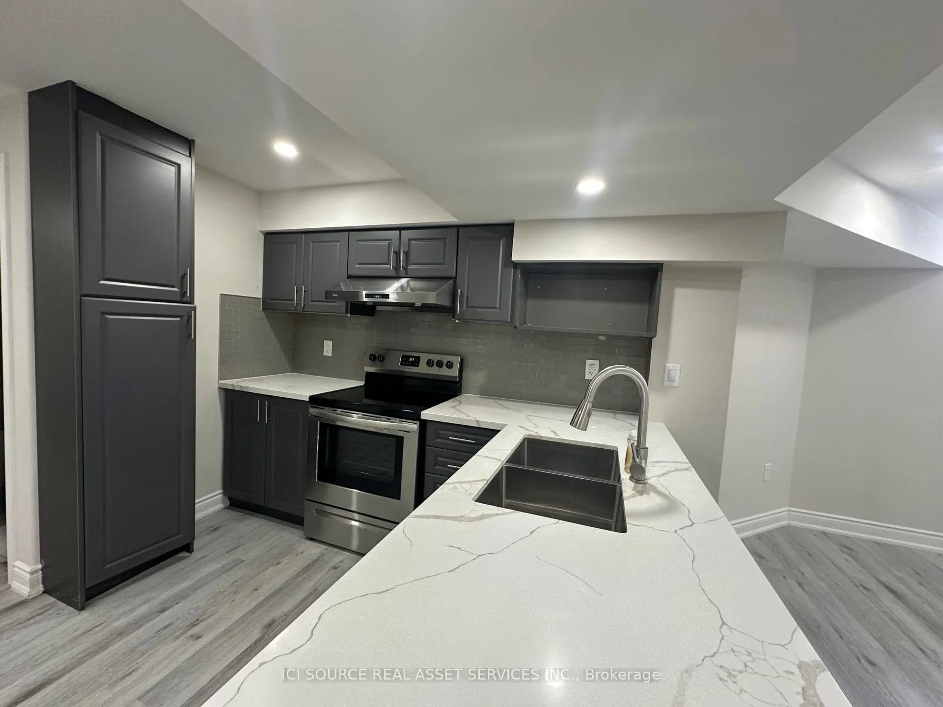 8 Nelly Court, #2