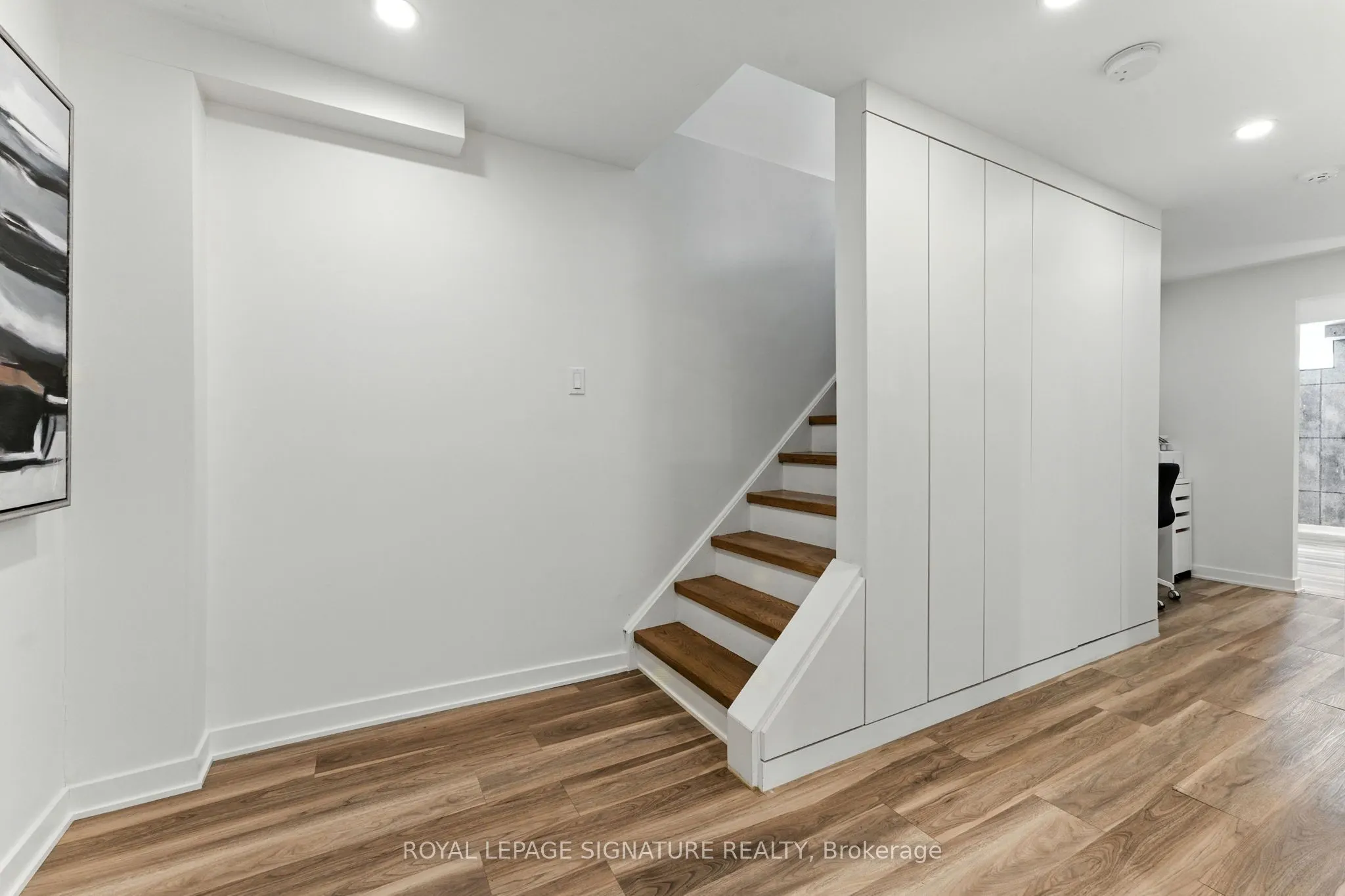 618 Eden Place