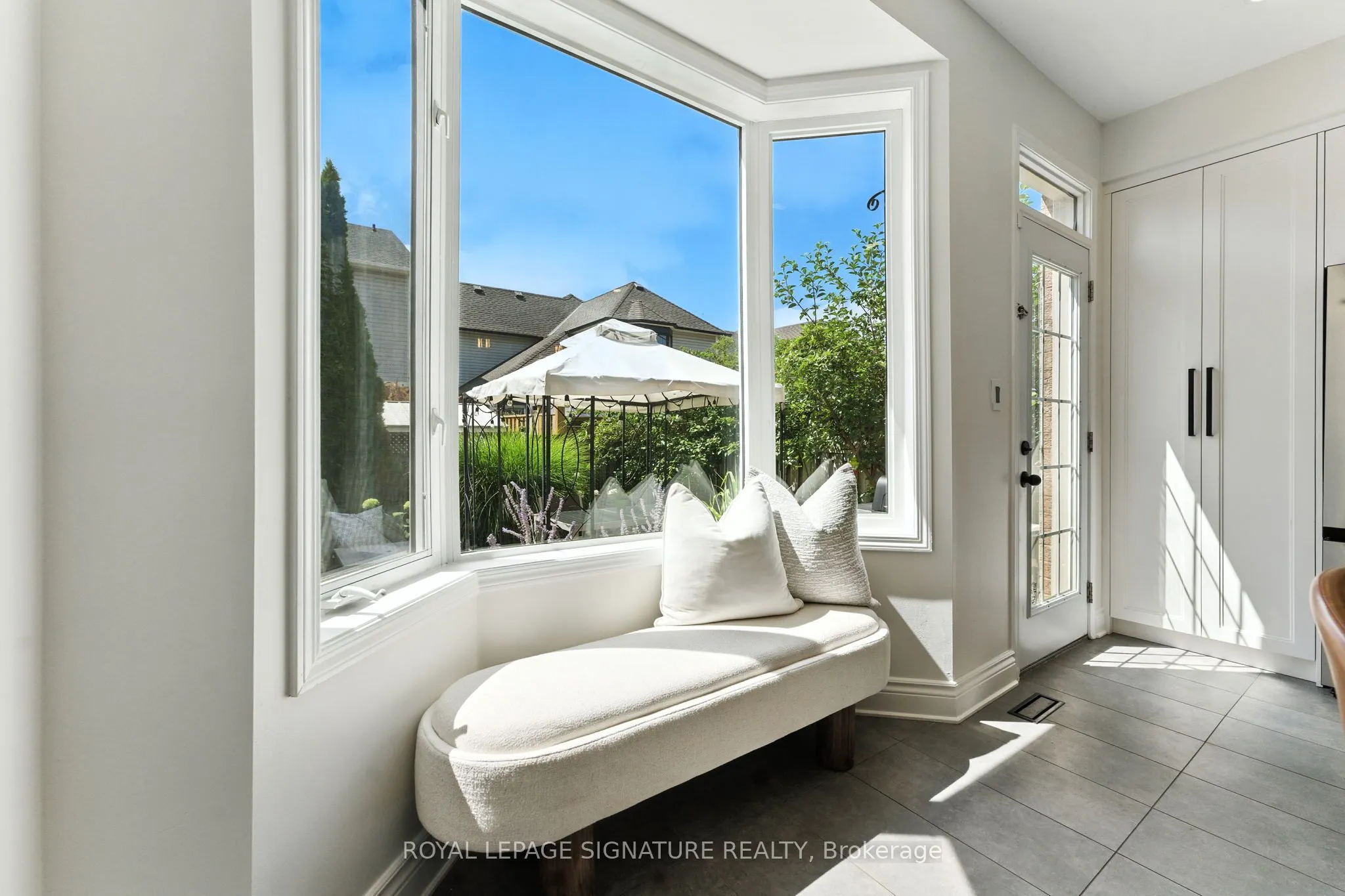 618 Eden Place