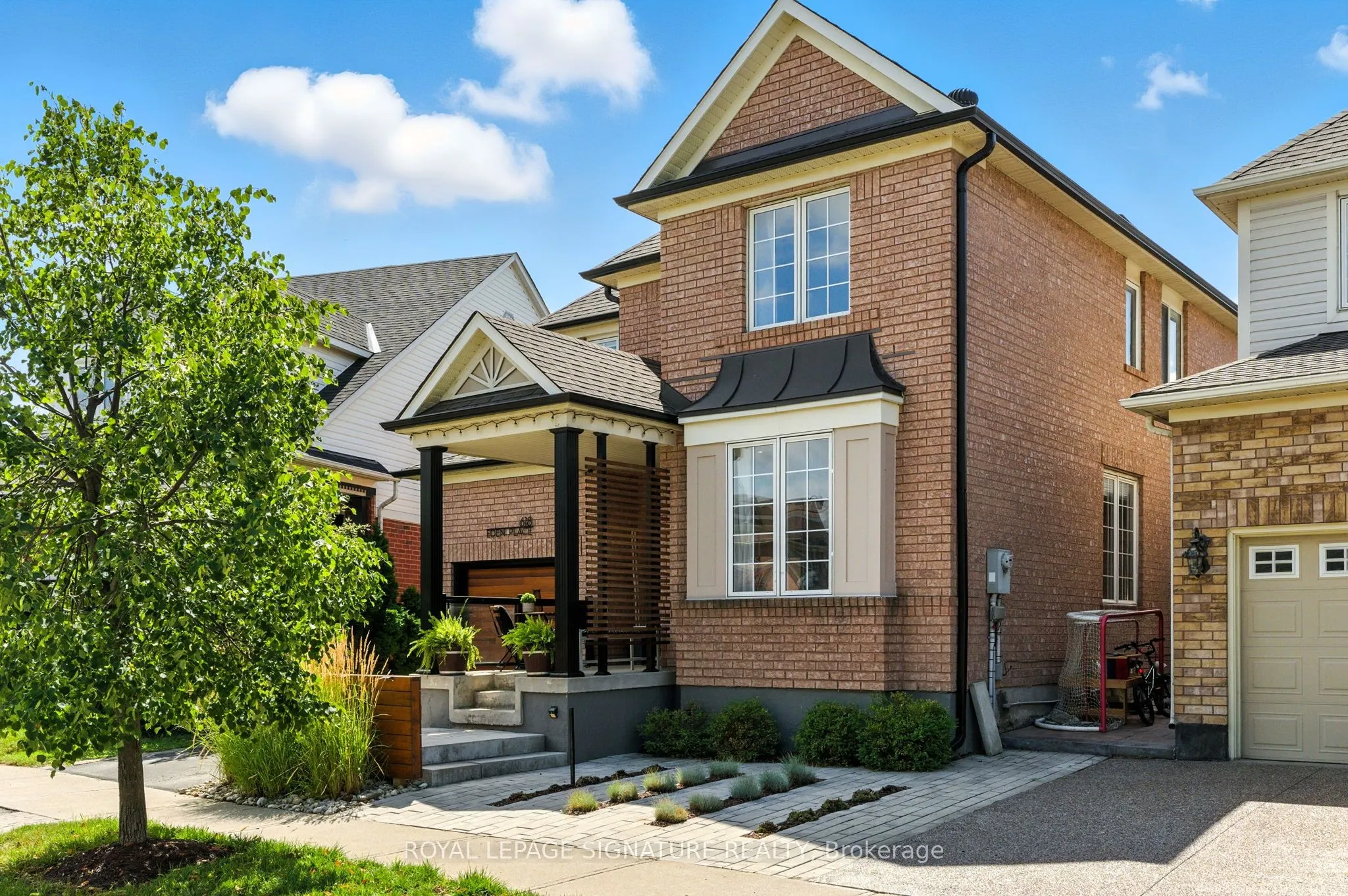 618 Eden Place