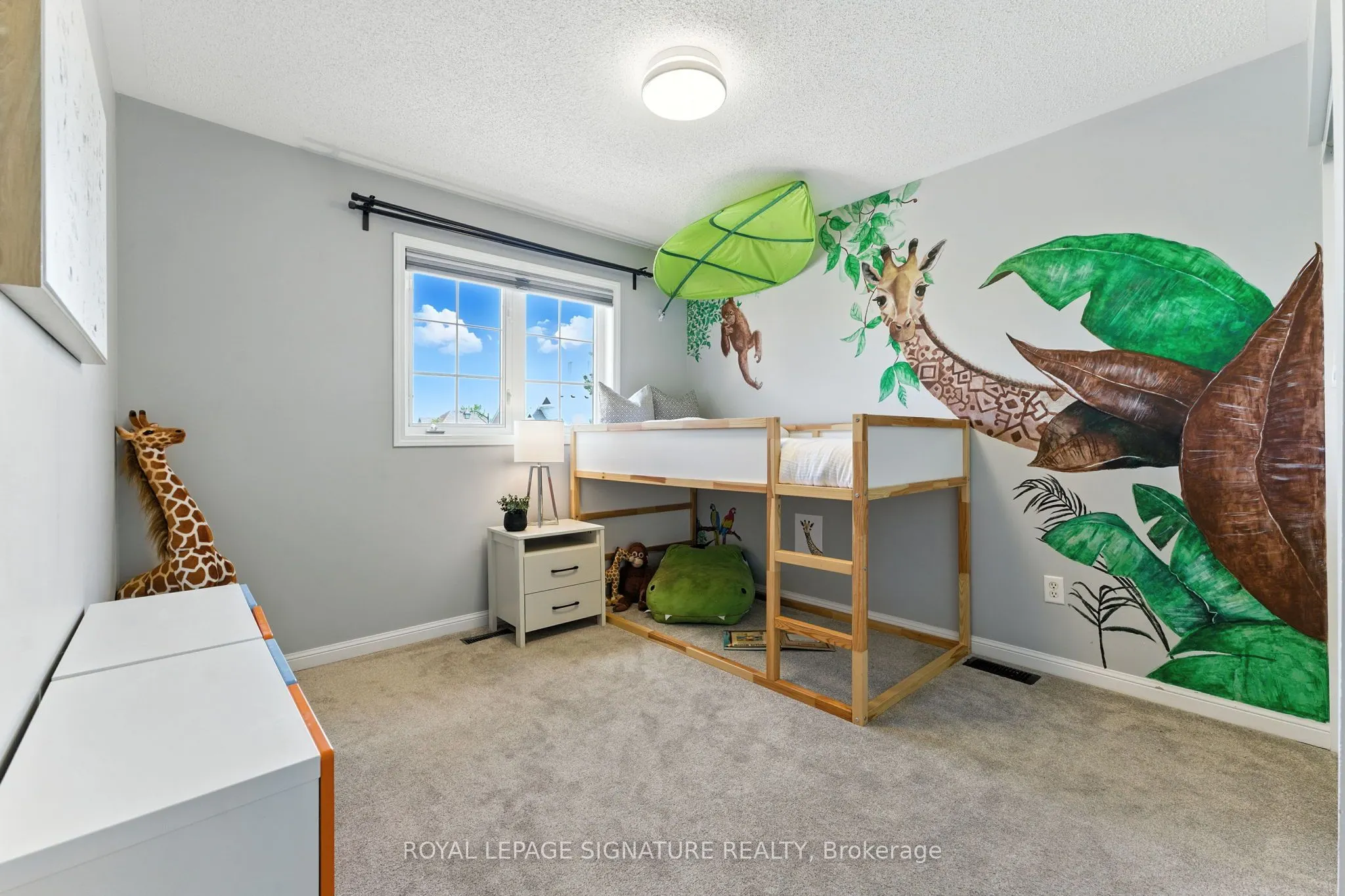 618 Eden Place