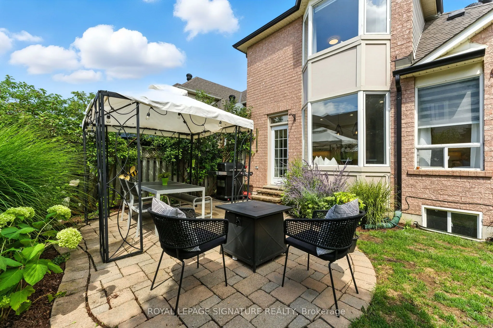 618 Eden Place