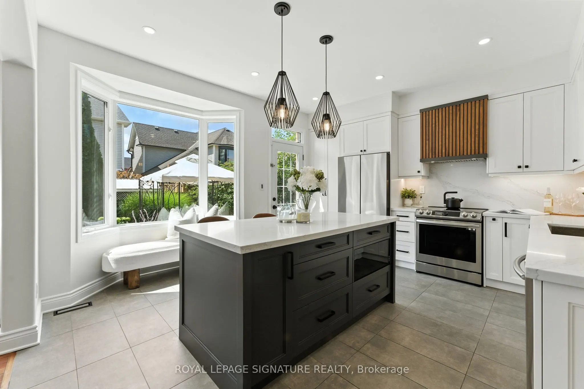 618 Eden Place