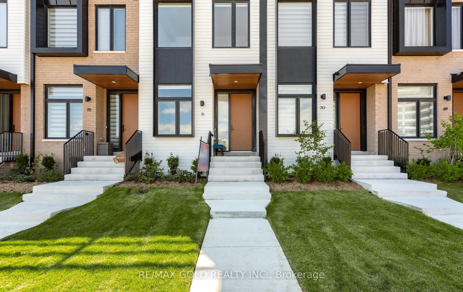 80 Coveside Drive W, #71
