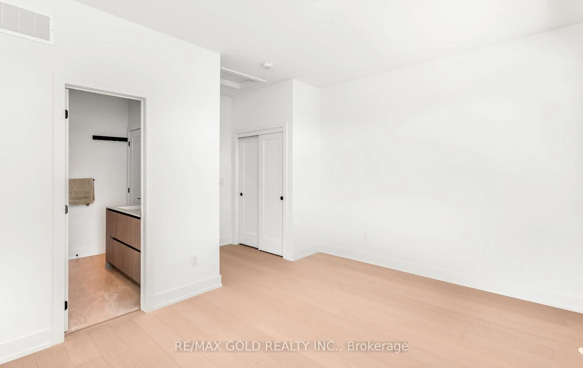 80 Coveside Drive W, #71