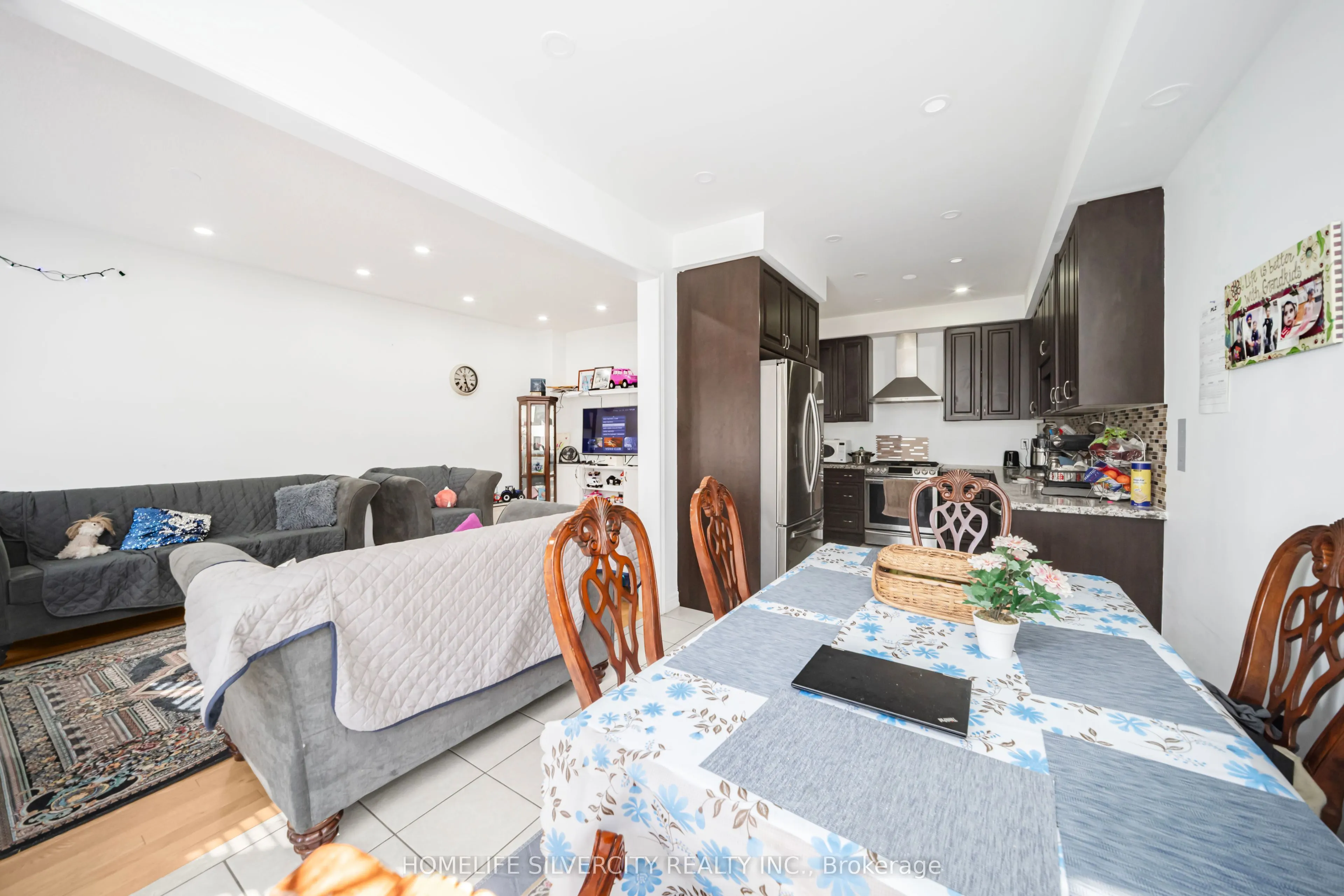 28 Yellow Sorrel Road