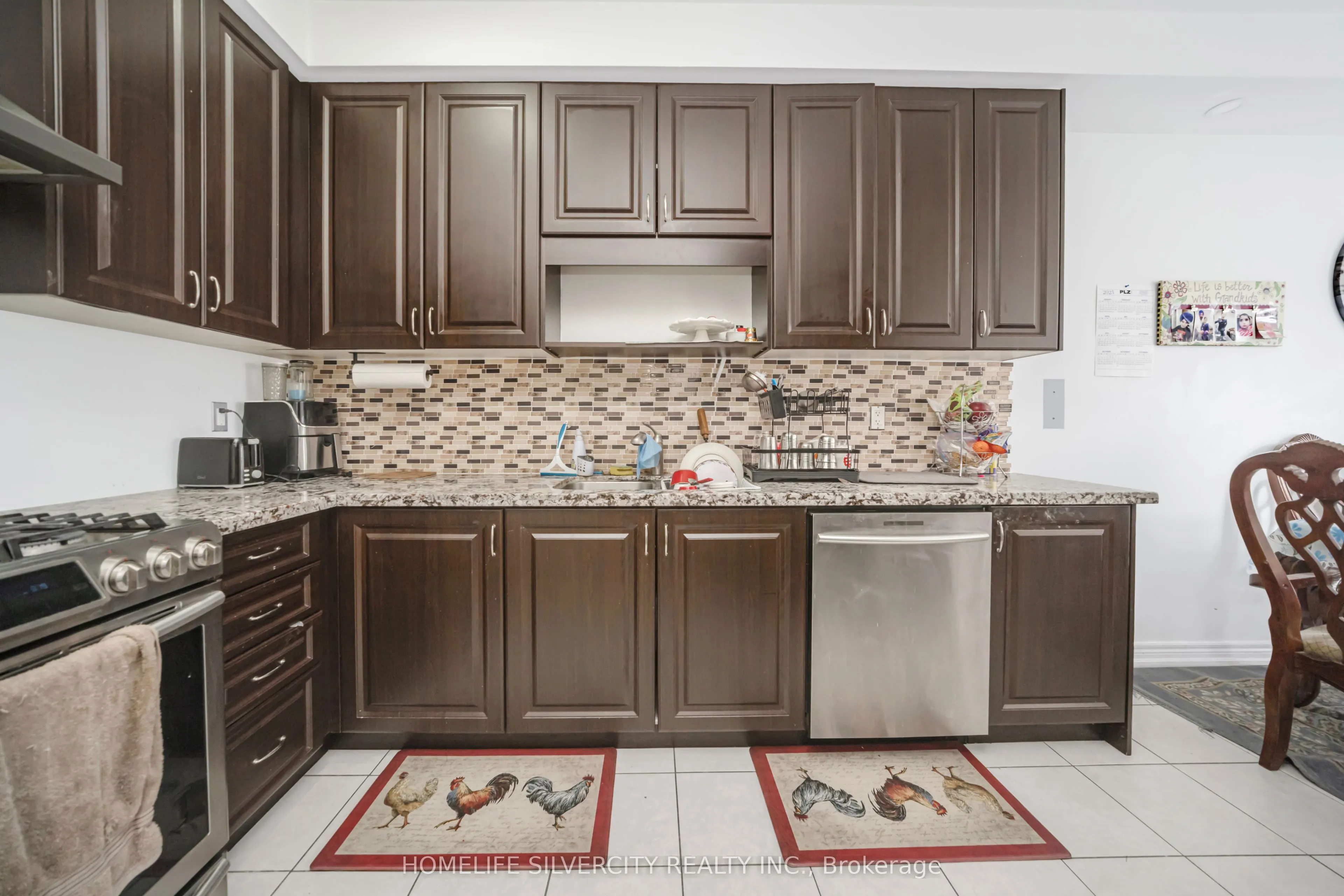 28 Yellow Sorrel Road