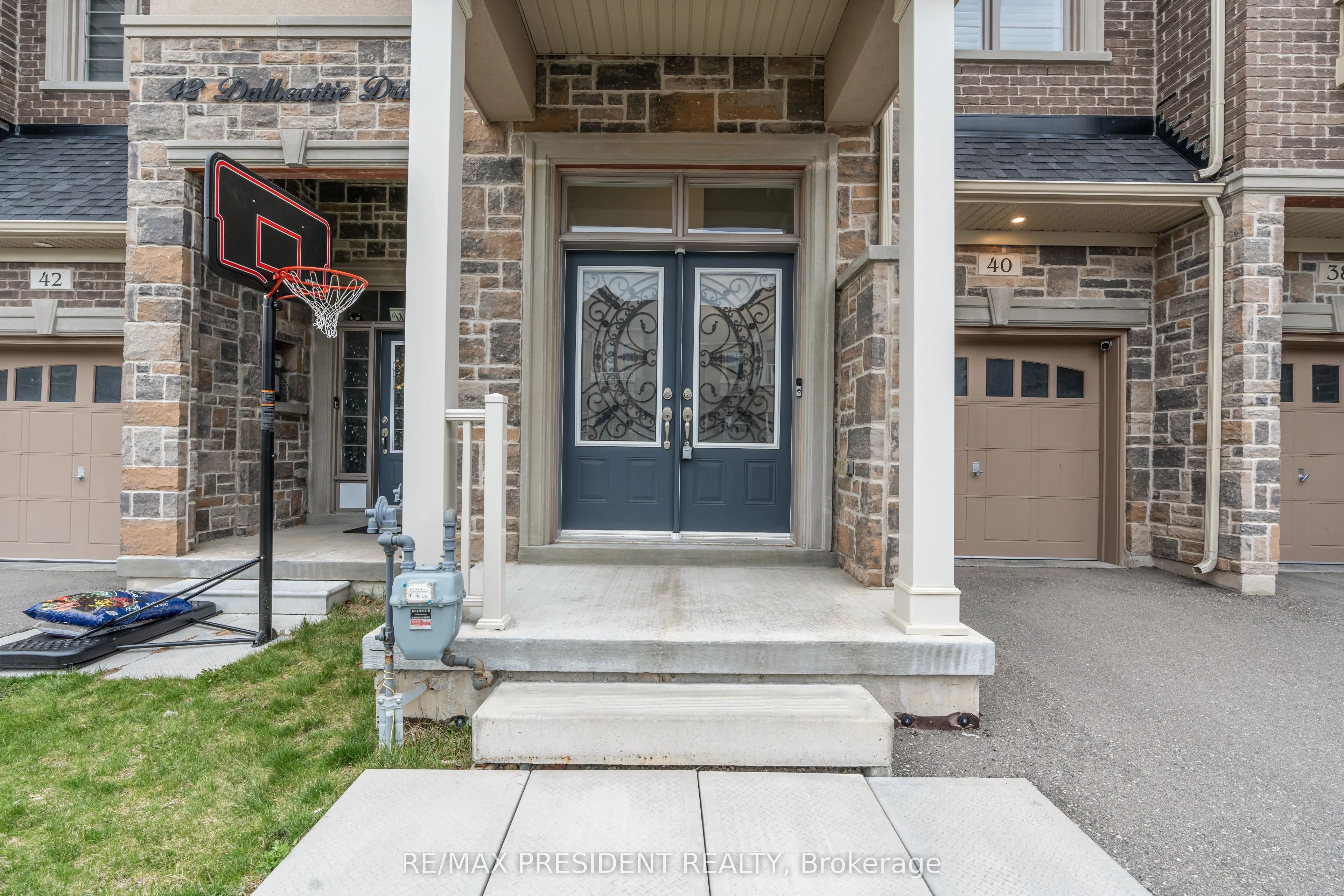 40 Dalbeattie Drive
