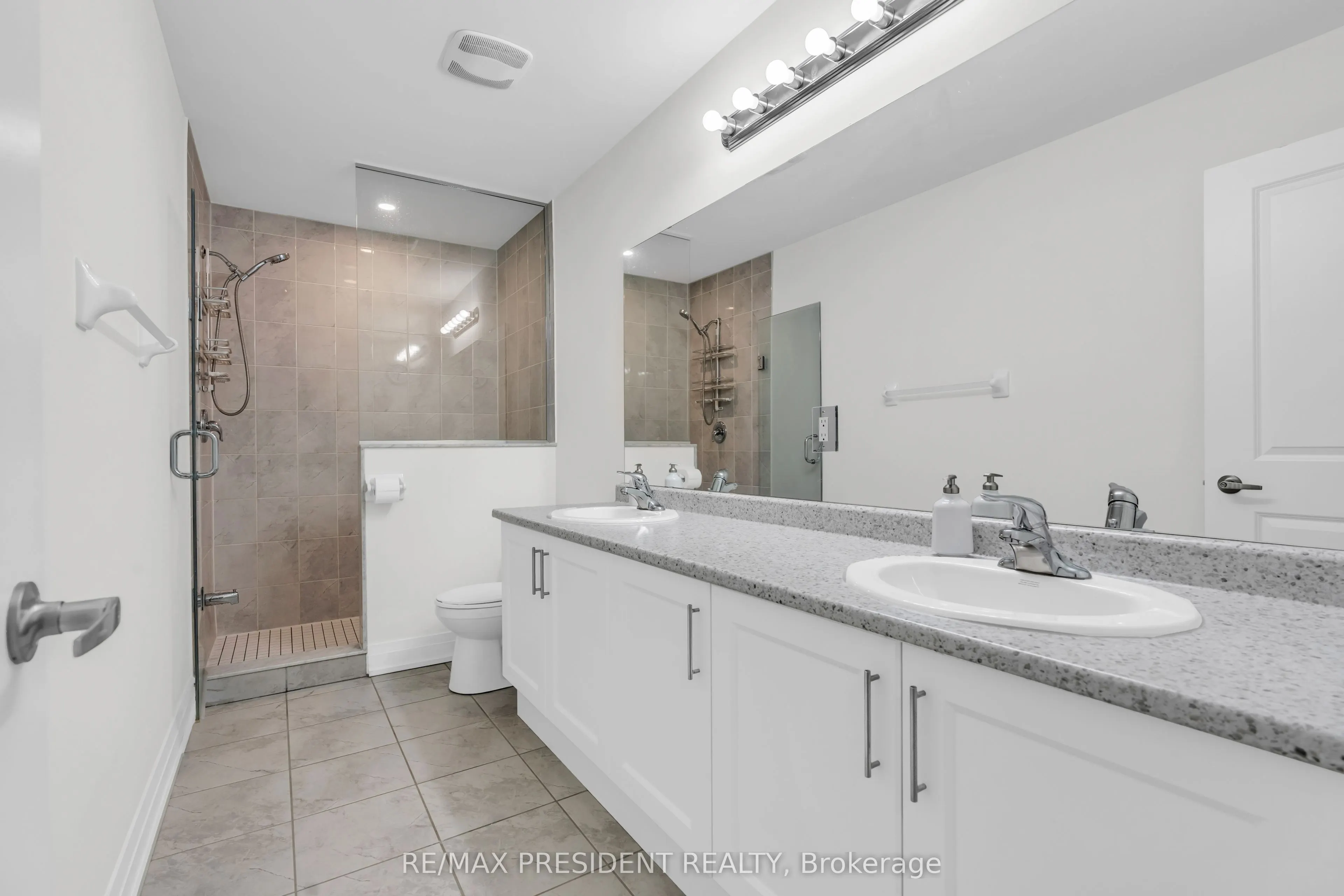 40 Dalbeattie Drive