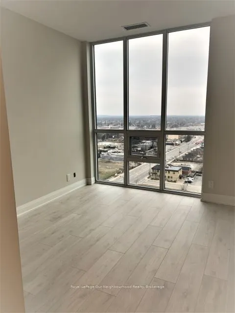 15 Lynch Street, #1704