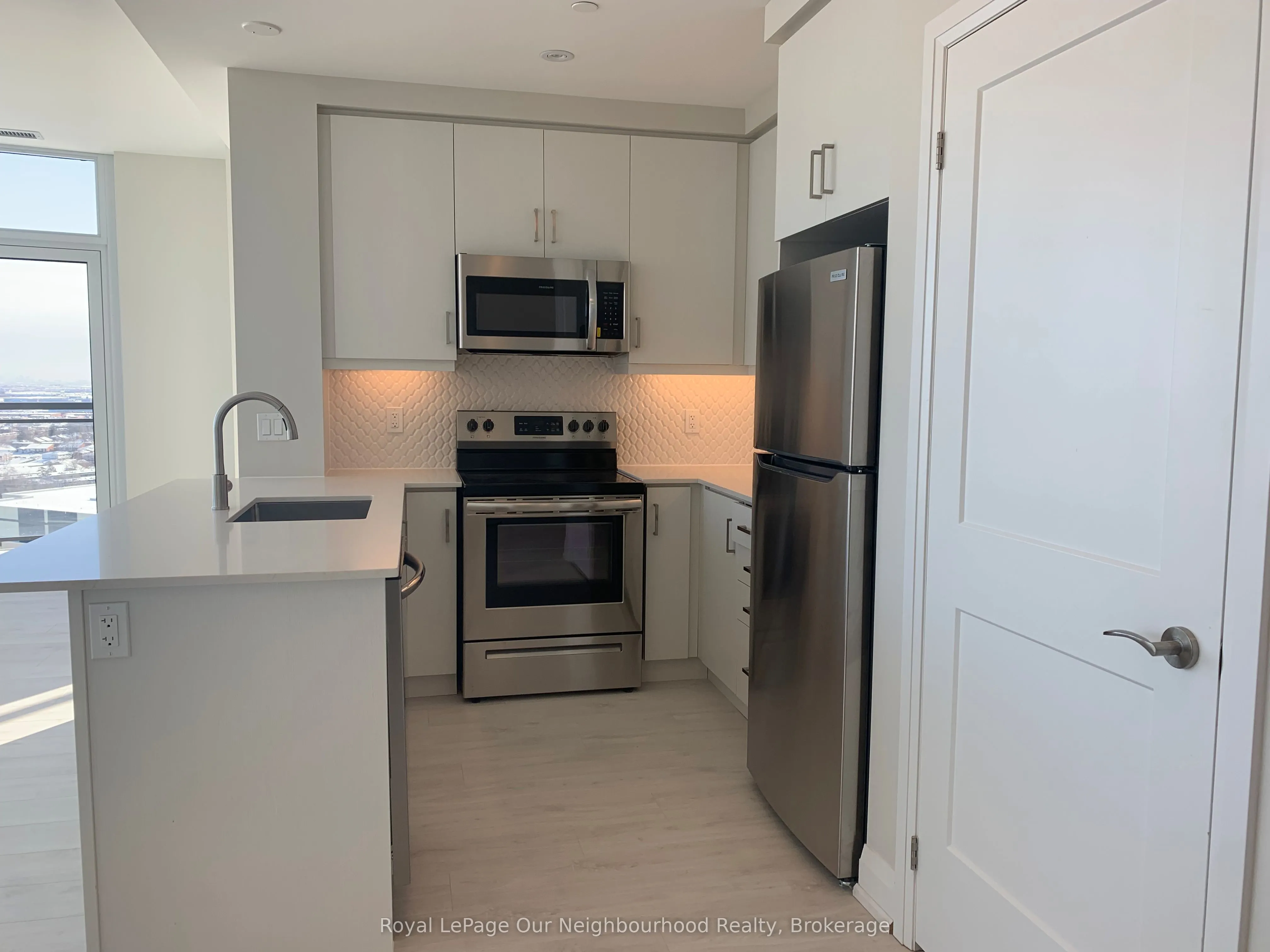 15 Lynch Street, #1704