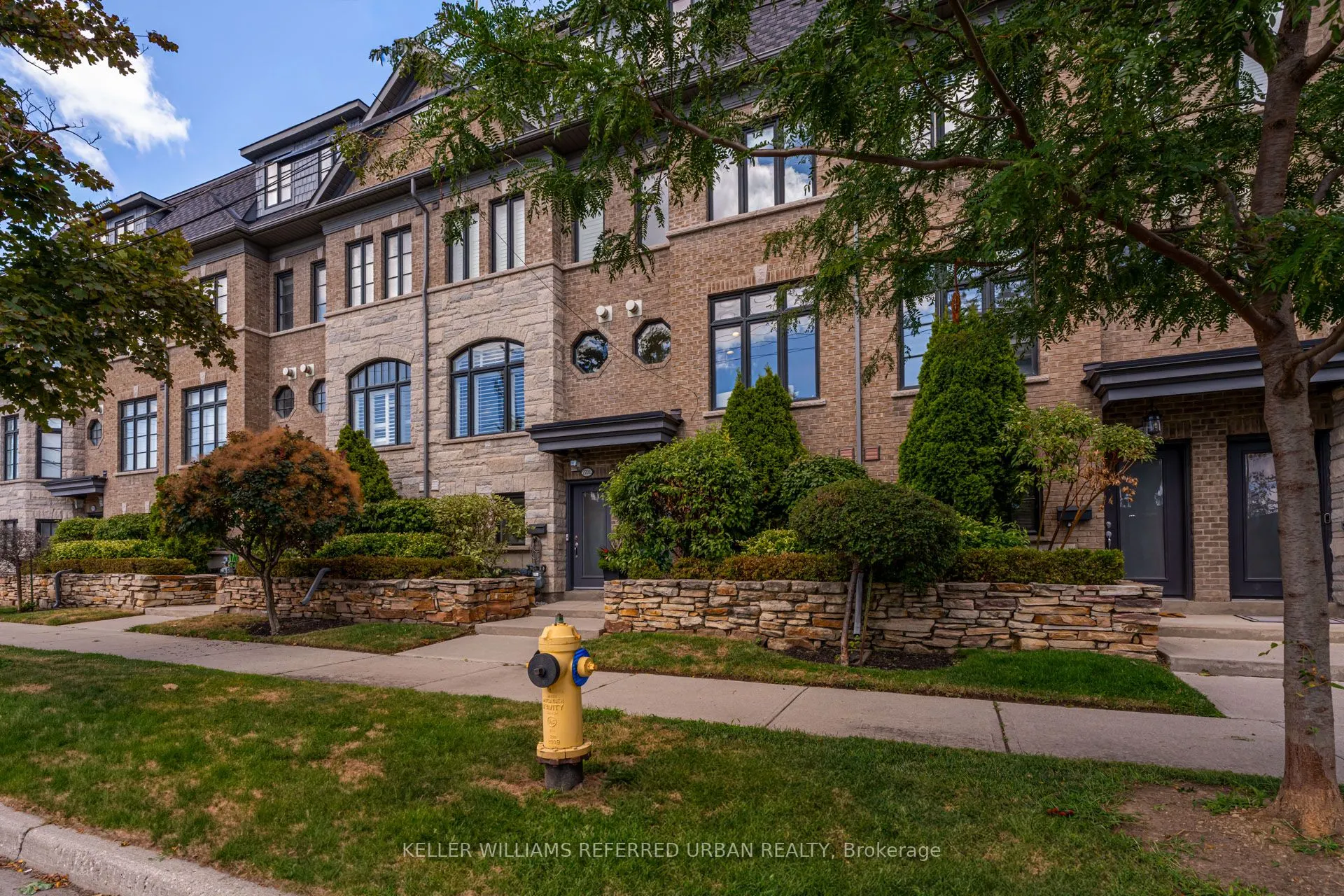 270A Bering Avenue