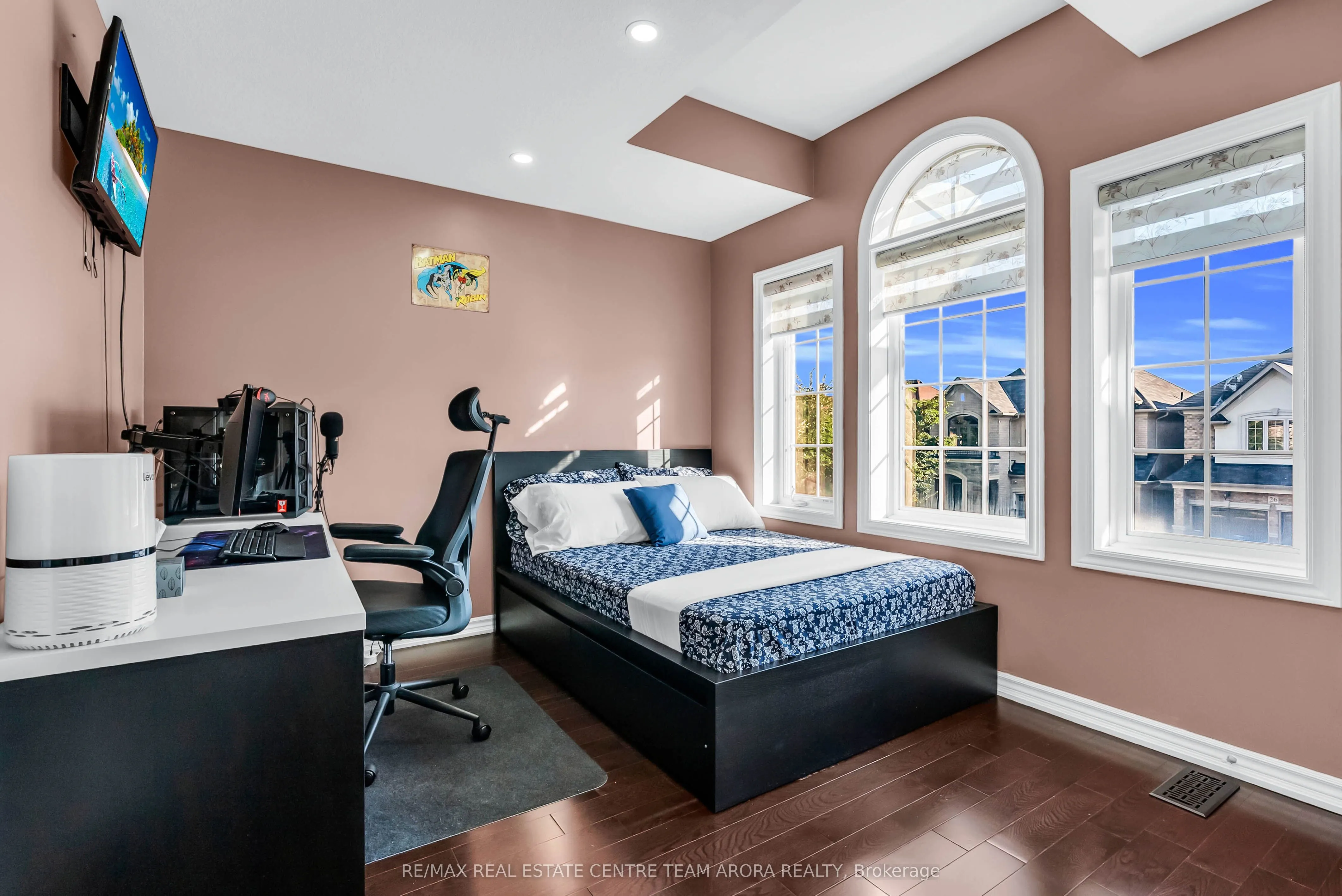 25 Hammerhead Road