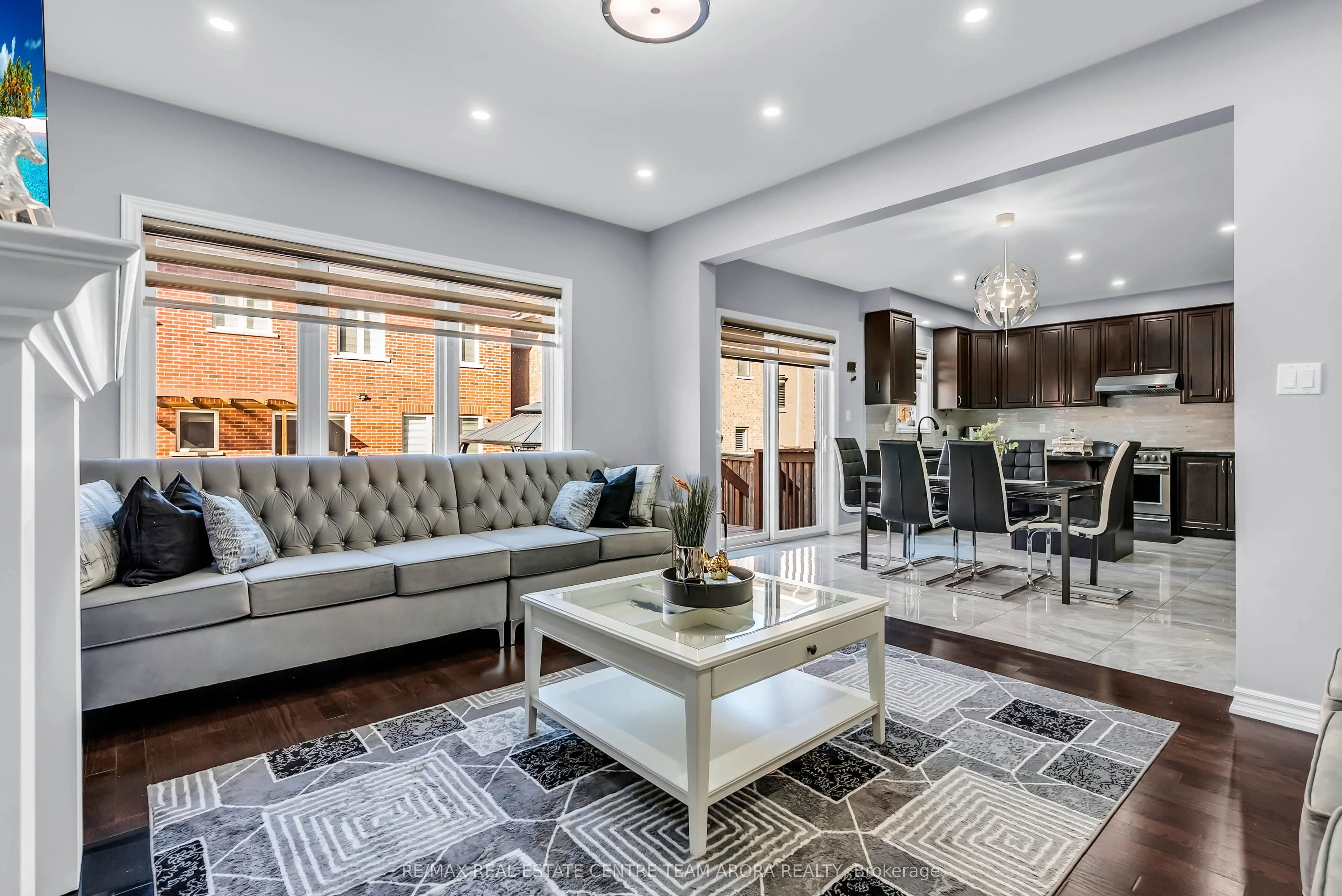 25 Hammerhead Road