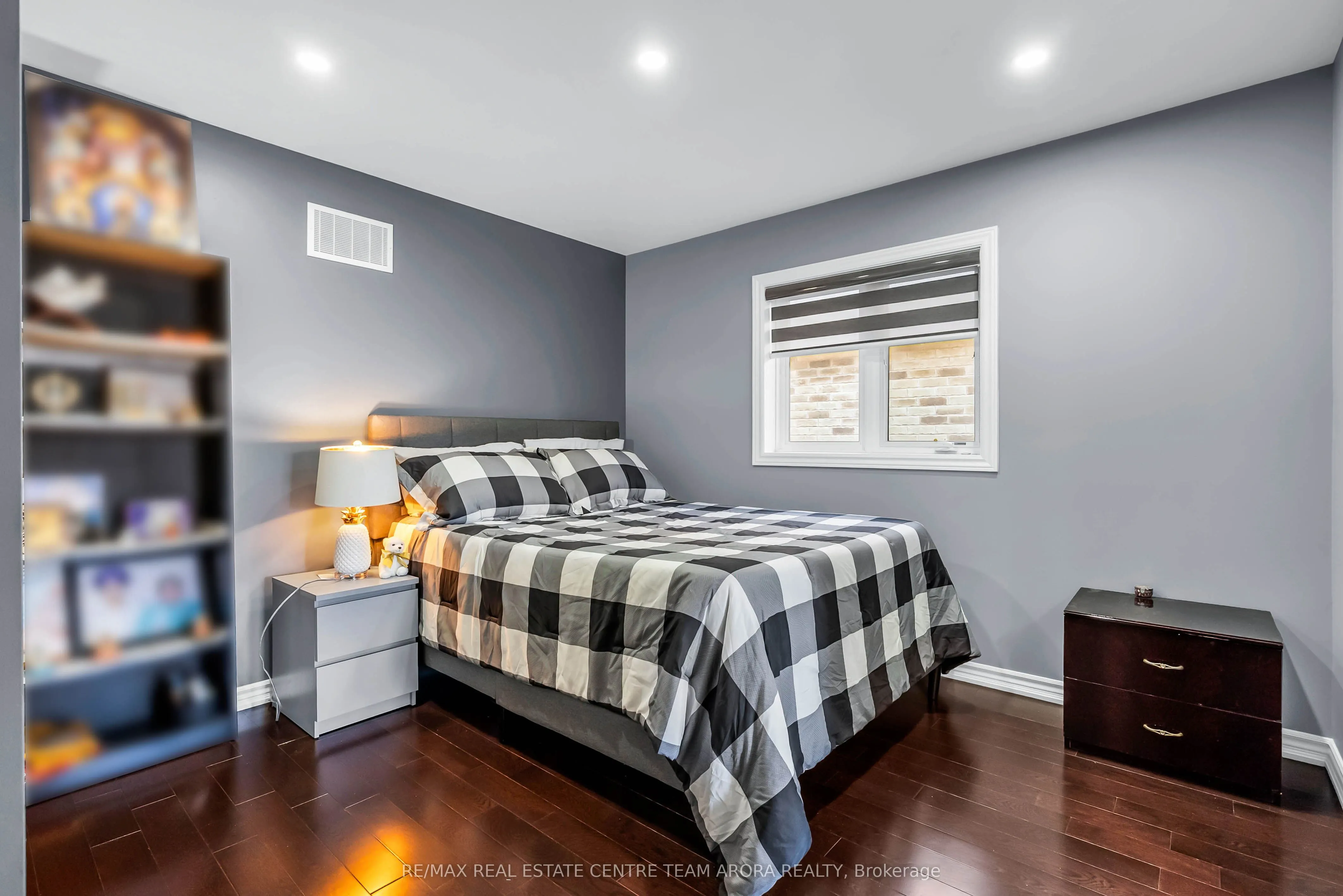 25 Hammerhead Road