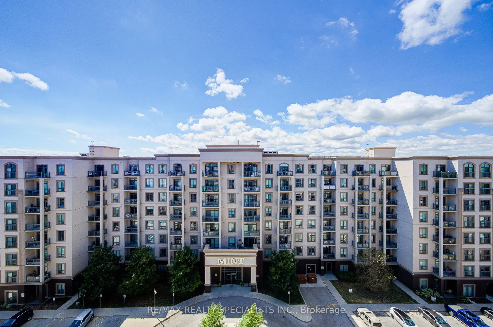2486 Old Bronte Road, #822